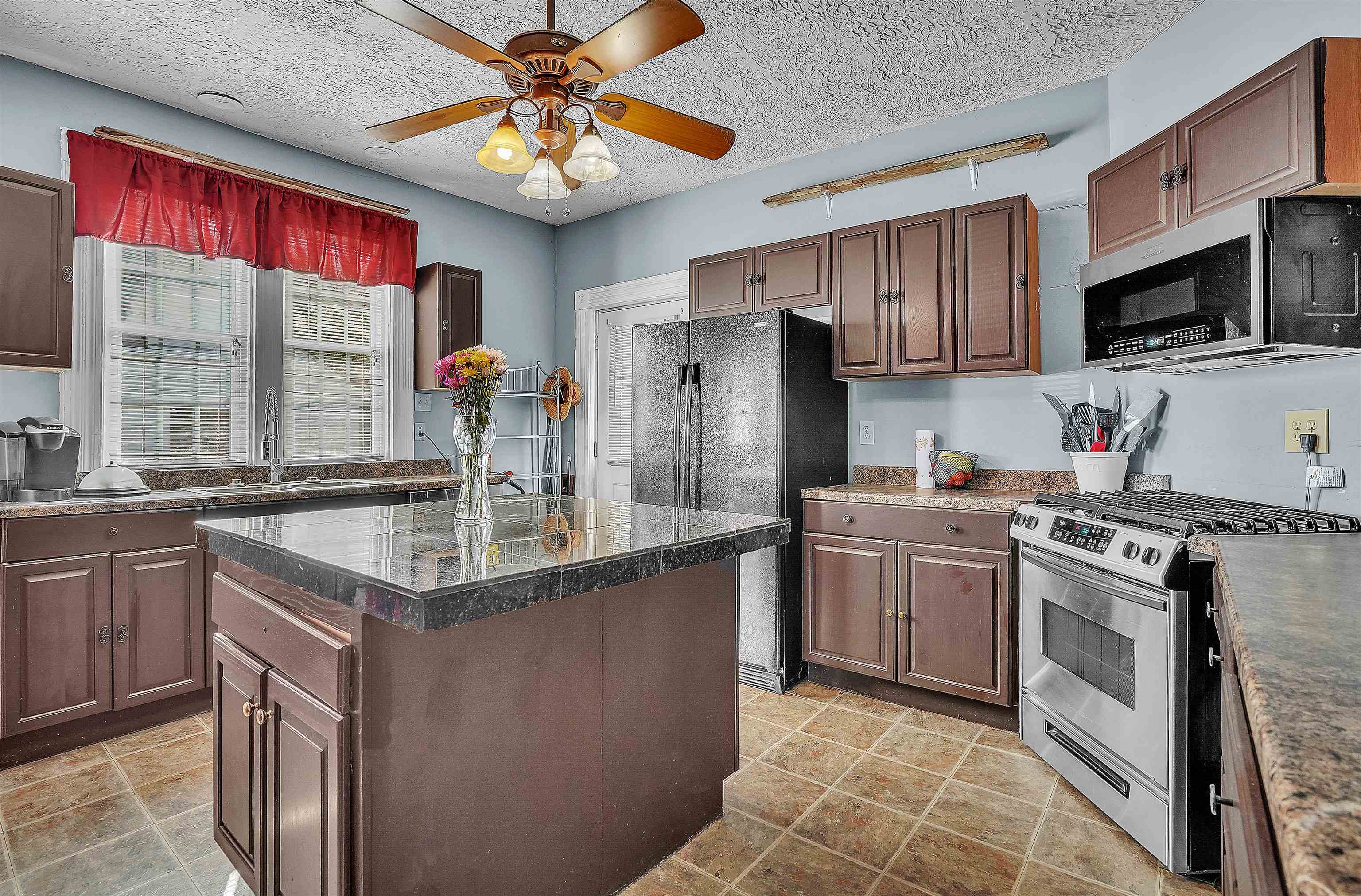 123 2nd Street SW Pulaski VA 24301