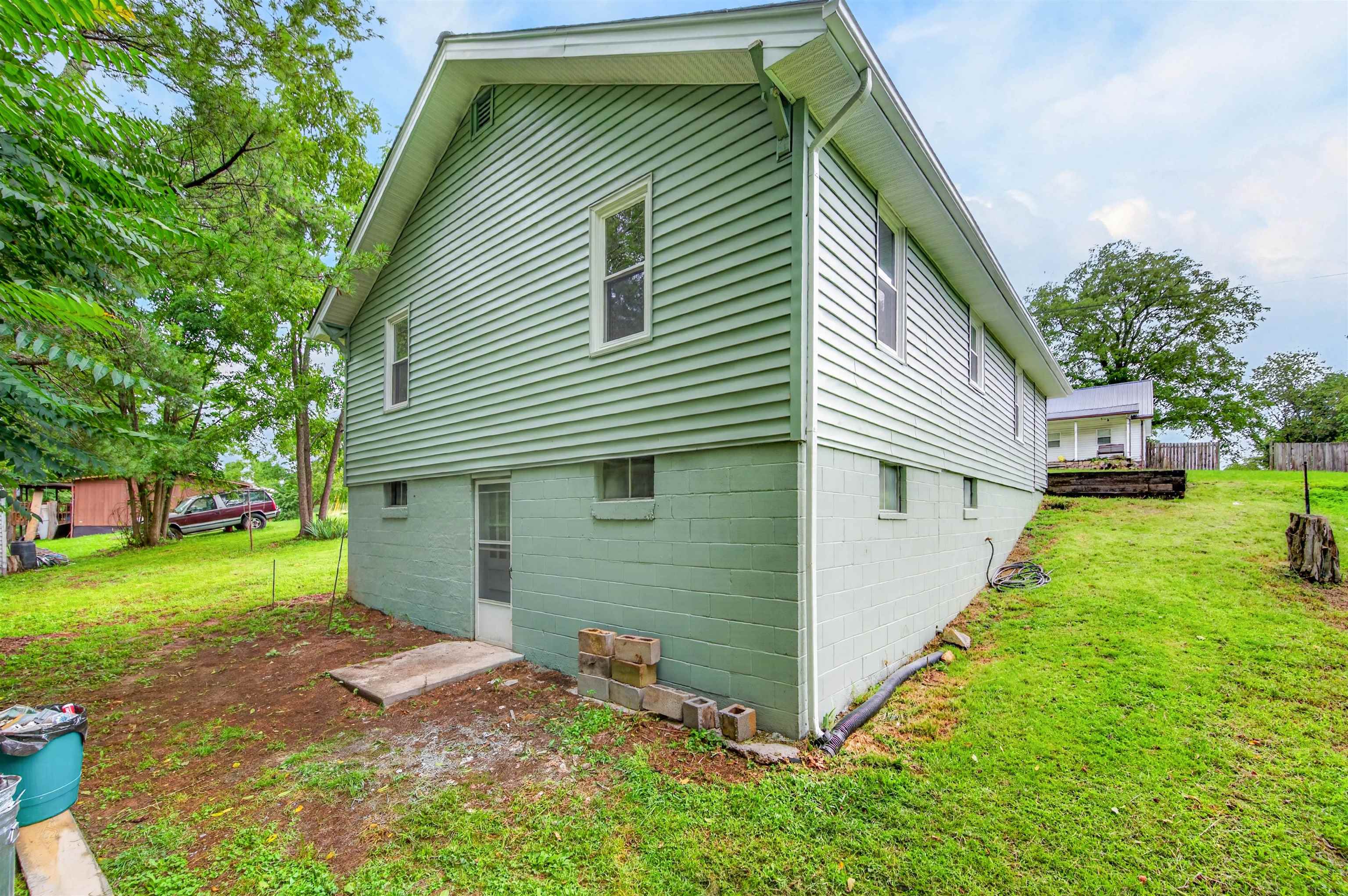 3721 Largen Hill Court Pulaski VA 24301