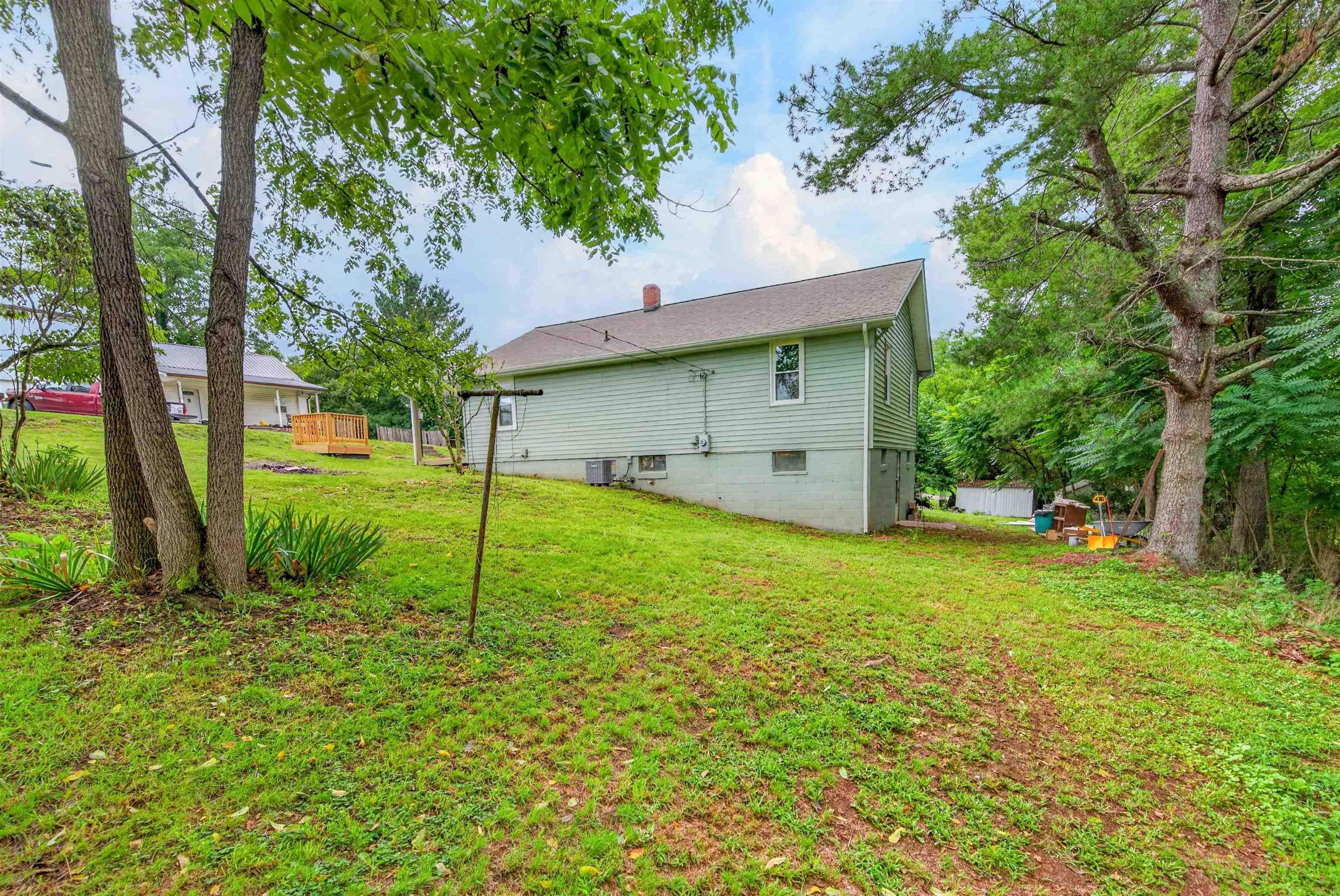 3721 Largen Hill Court Pulaski VA 24301