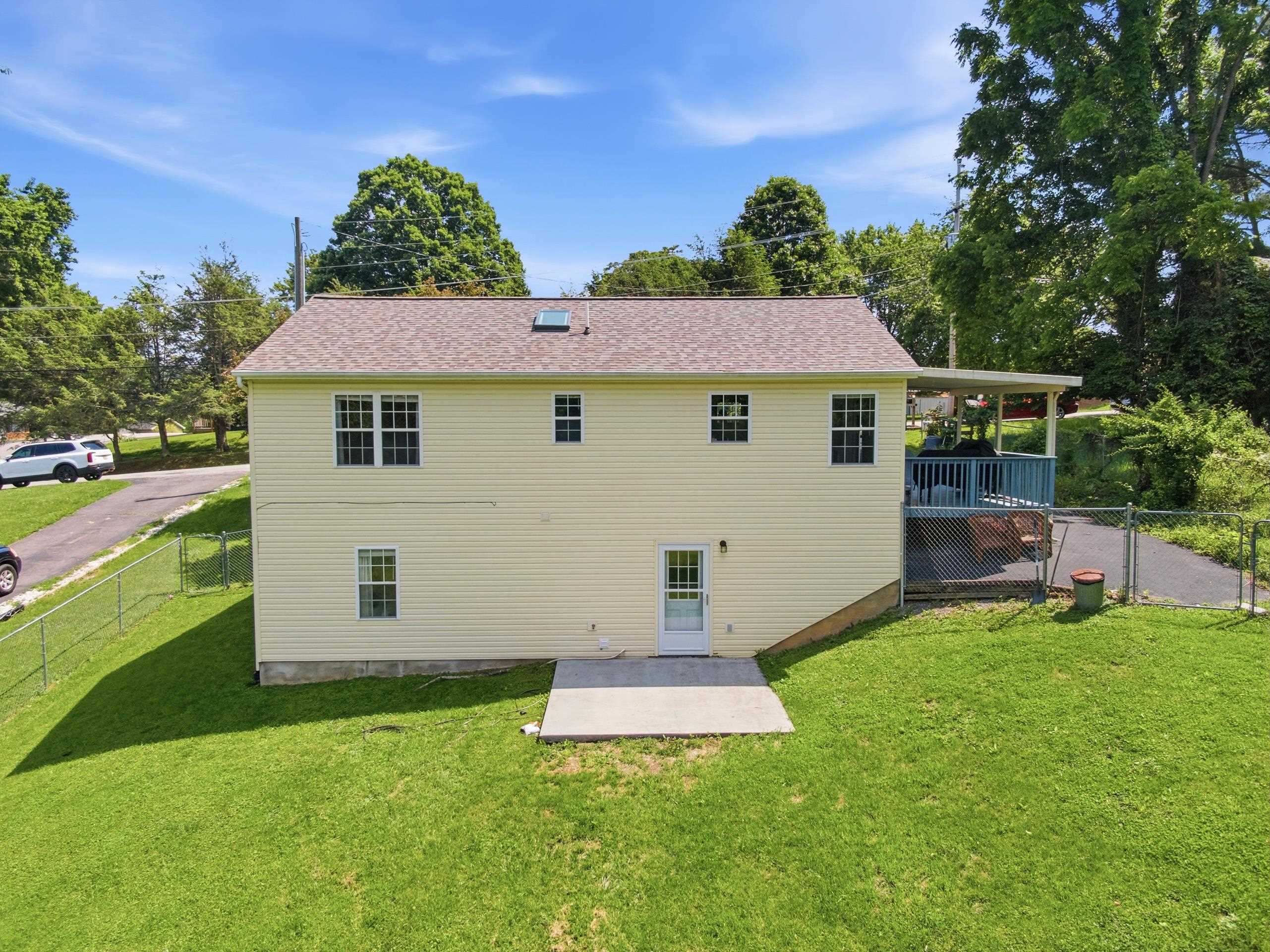 705 Ingles Street Radford VA 24141