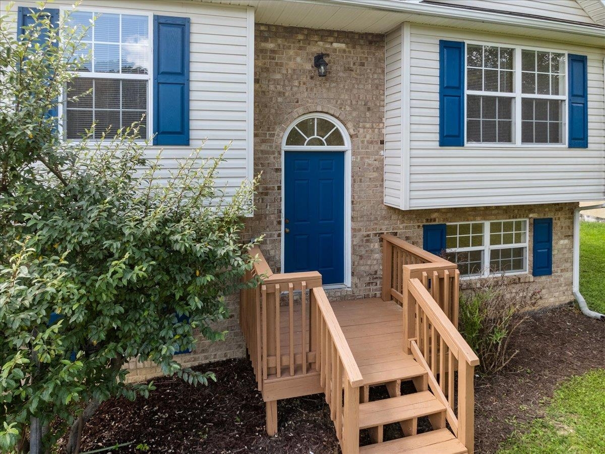 235 Sequoia Circle NW Christiansburg VA 24073
