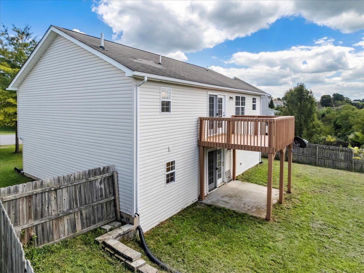 235 Sequoia Circle NW Christiansburg VA 24073