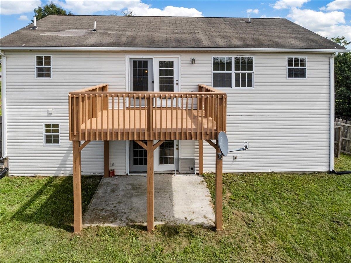 235 Sequoia Circle NW Christiansburg VA 24073