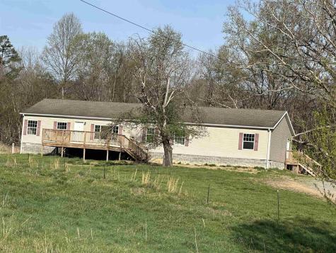 213 Walnut Grove Road Narrows VA 24124