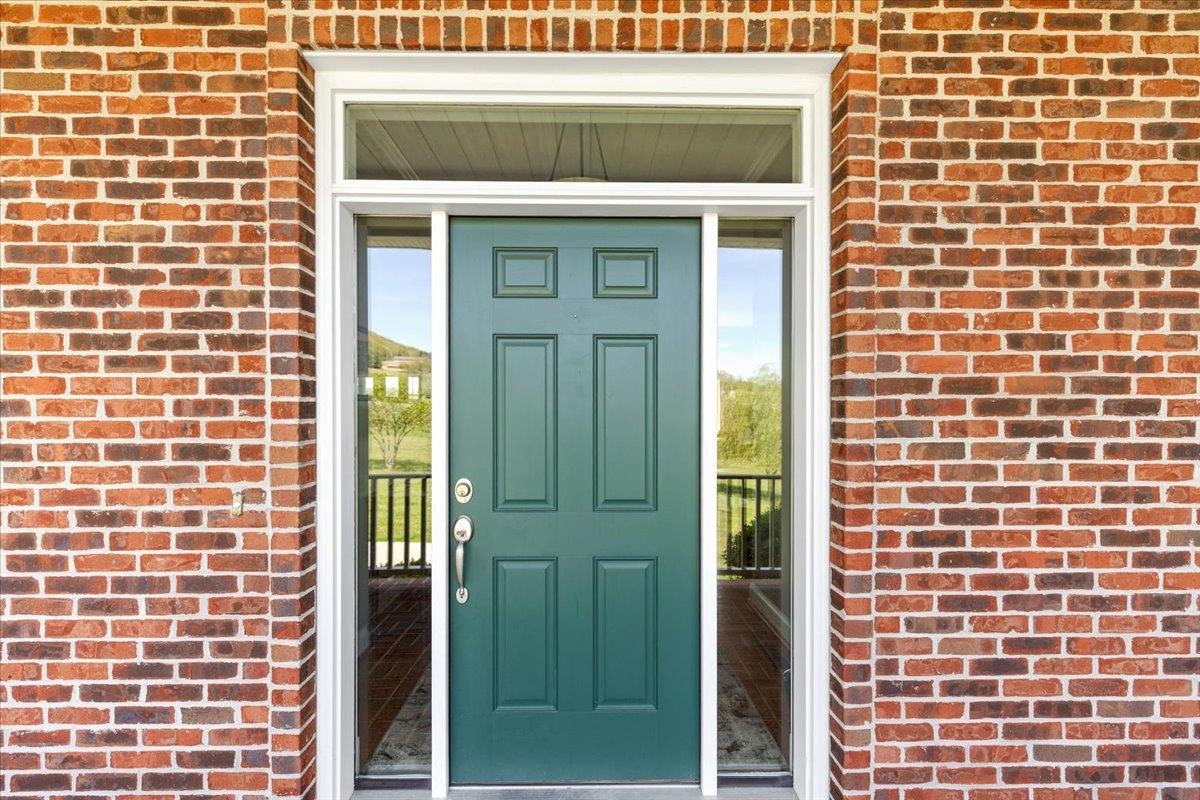 2664 Old Route 100 Road Draper VA 24324