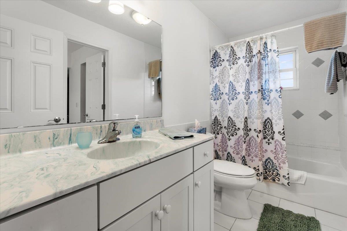 2664 Old Route 100 Road Draper VA 24324