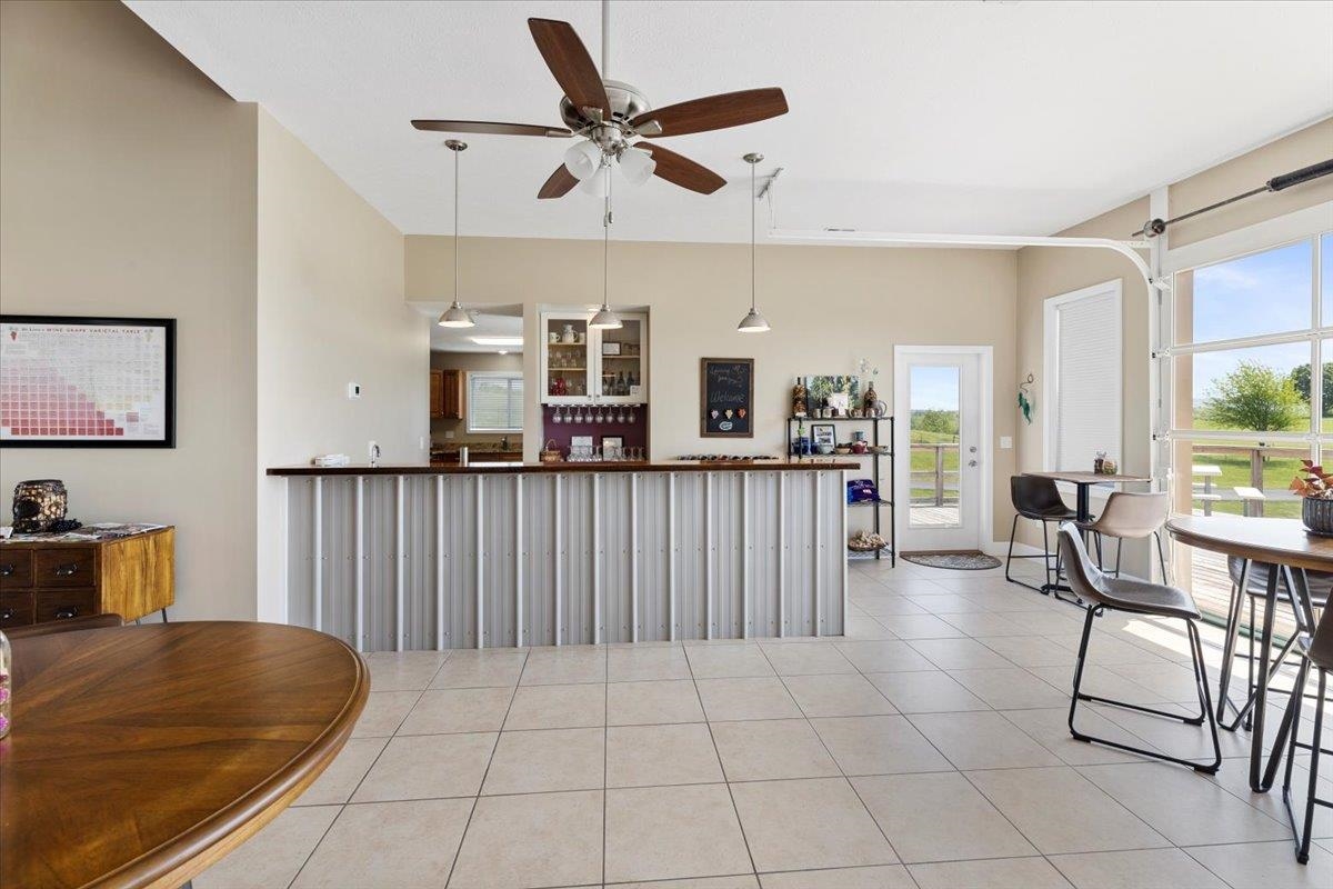 2664 Old Route 100 Road Draper VA 24324