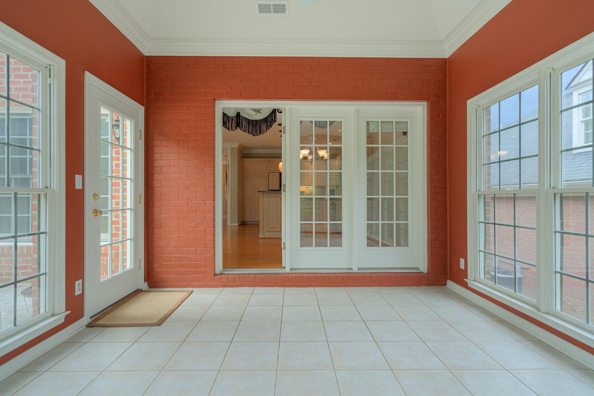 6554 Fairway Estates Drive Roanoke VA 24018