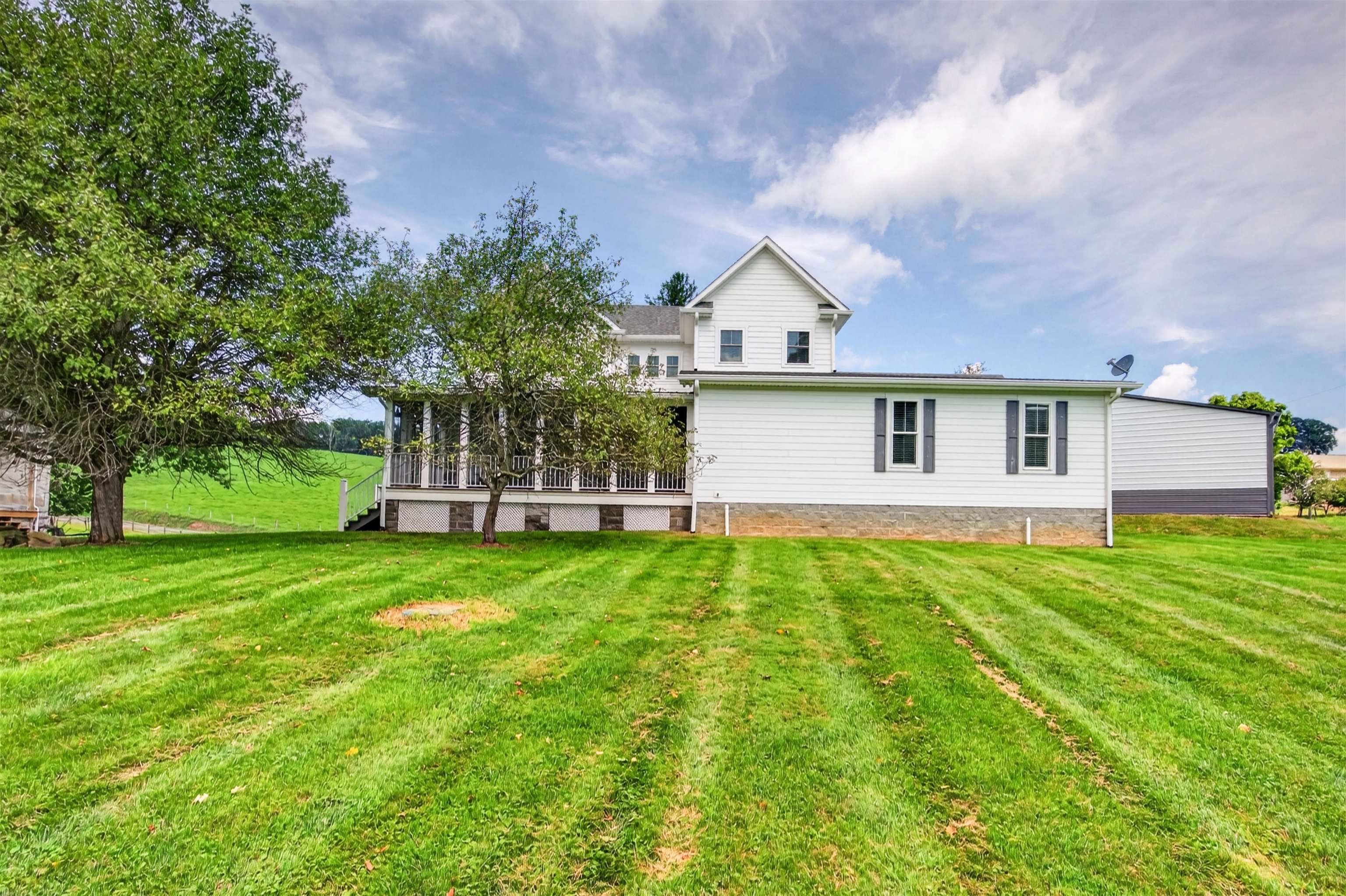 743 Crocketts Cove Road Wytheville VA 24382