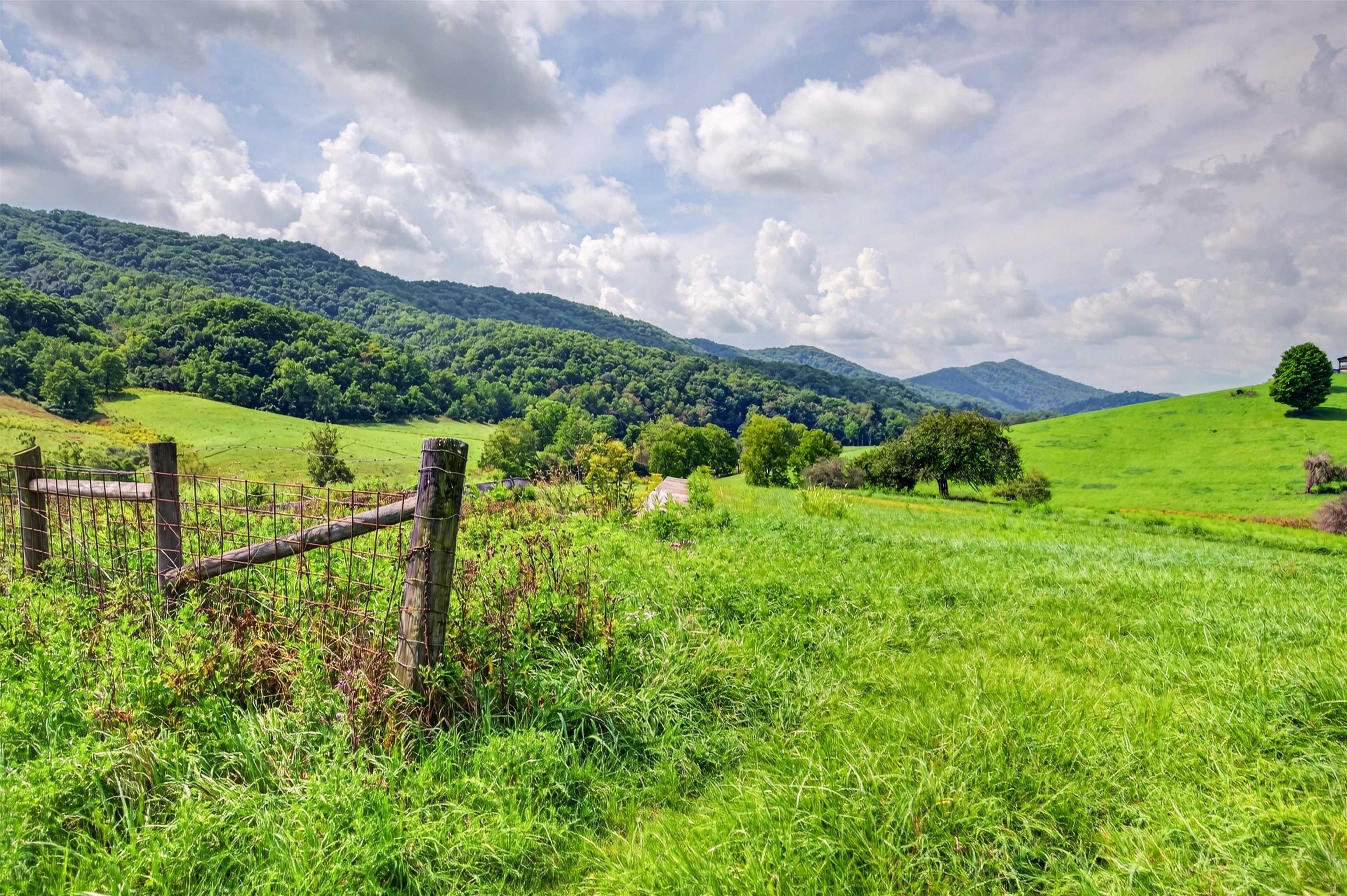 743 Crocketts Cove Road Wytheville VA 24382