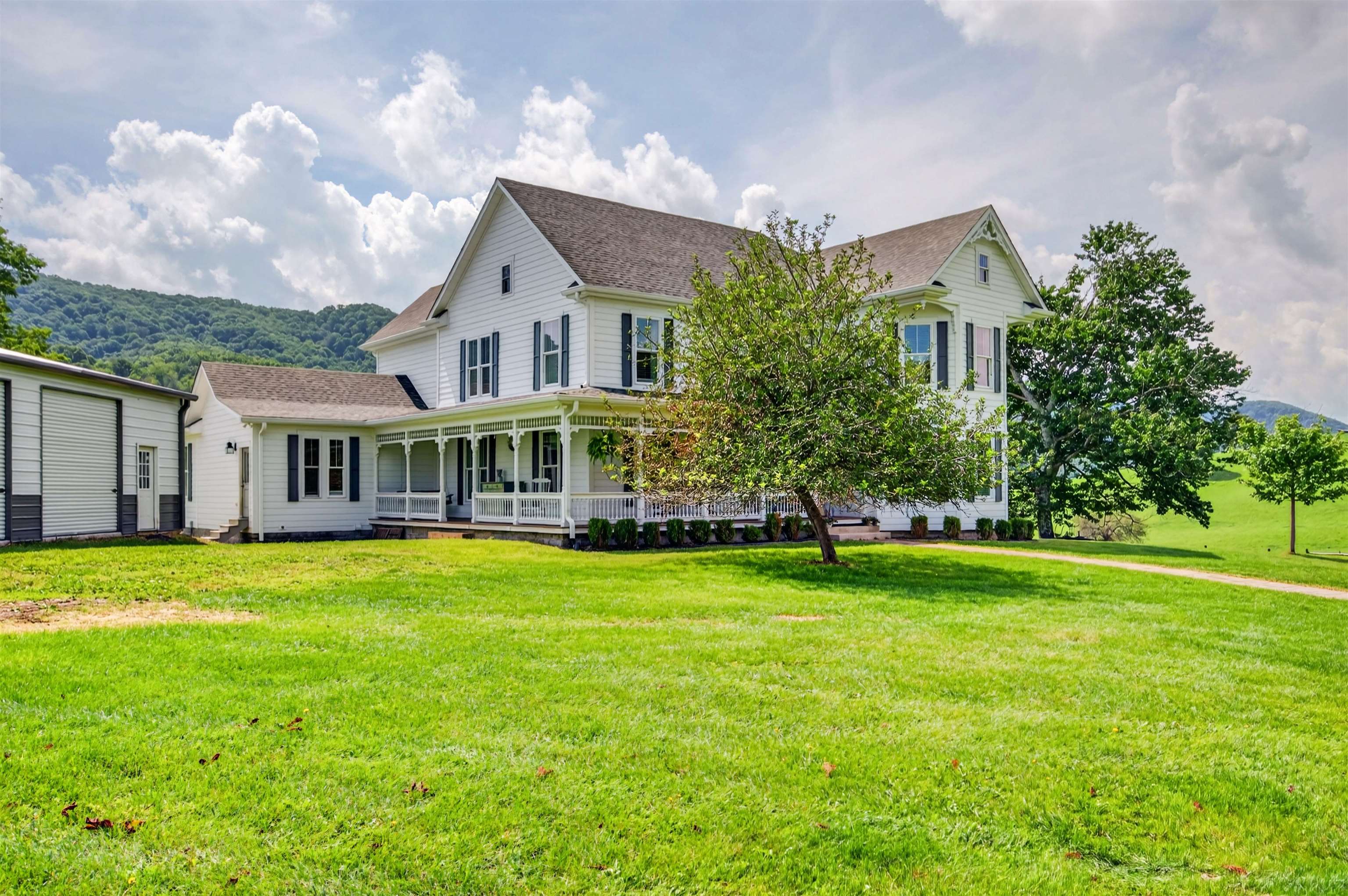 743 Crocketts Cove Road Wytheville VA 24382