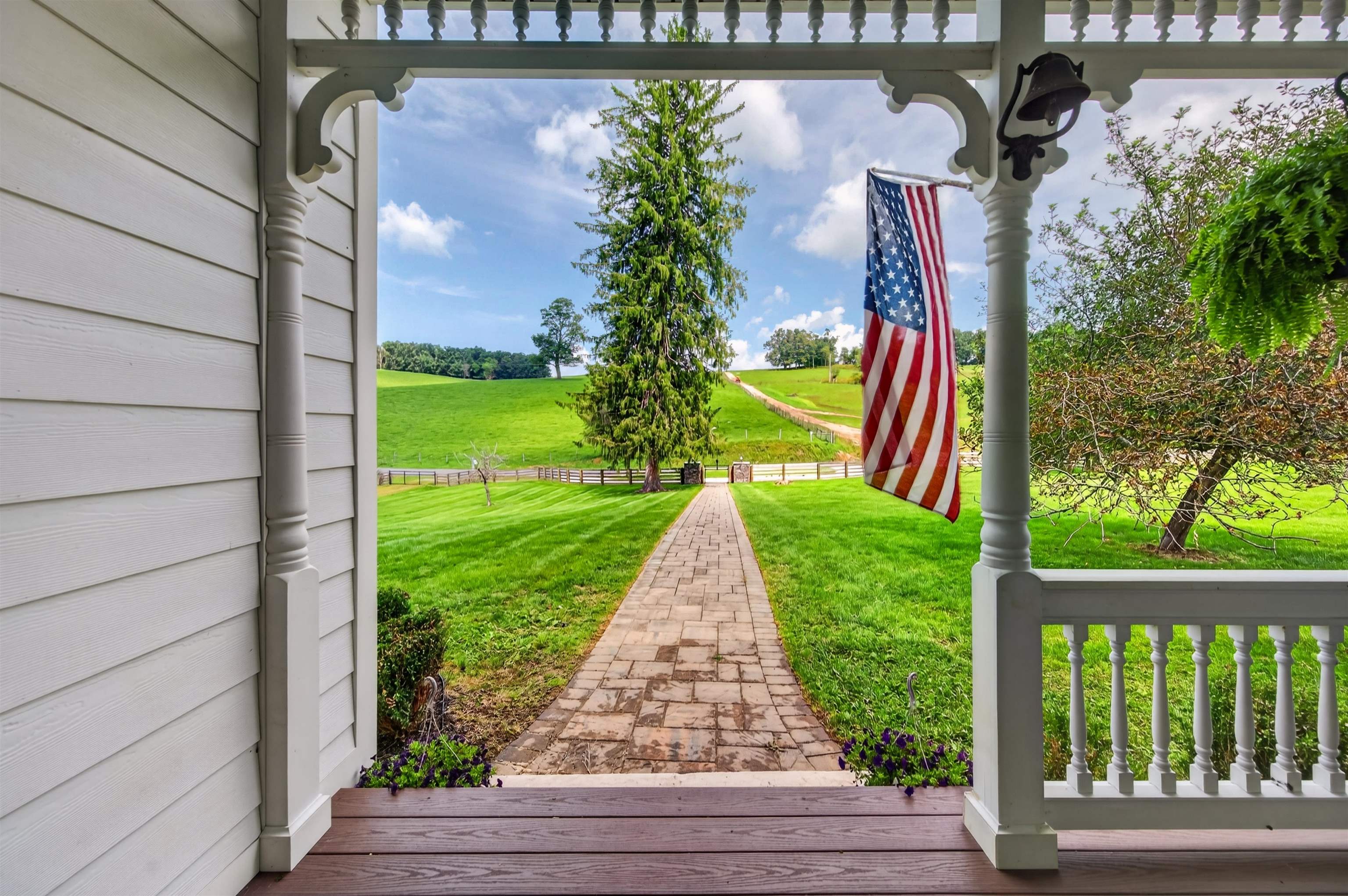 743 Crocketts Cove Road Wytheville VA 24382