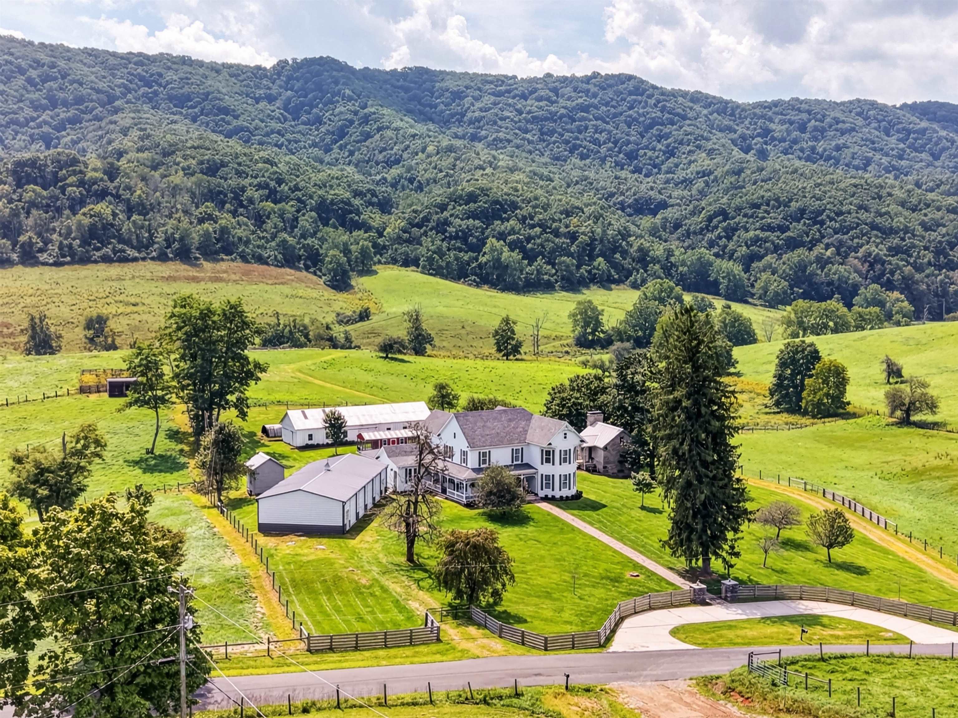 743 Crocketts Cove Road Wytheville VA 24382