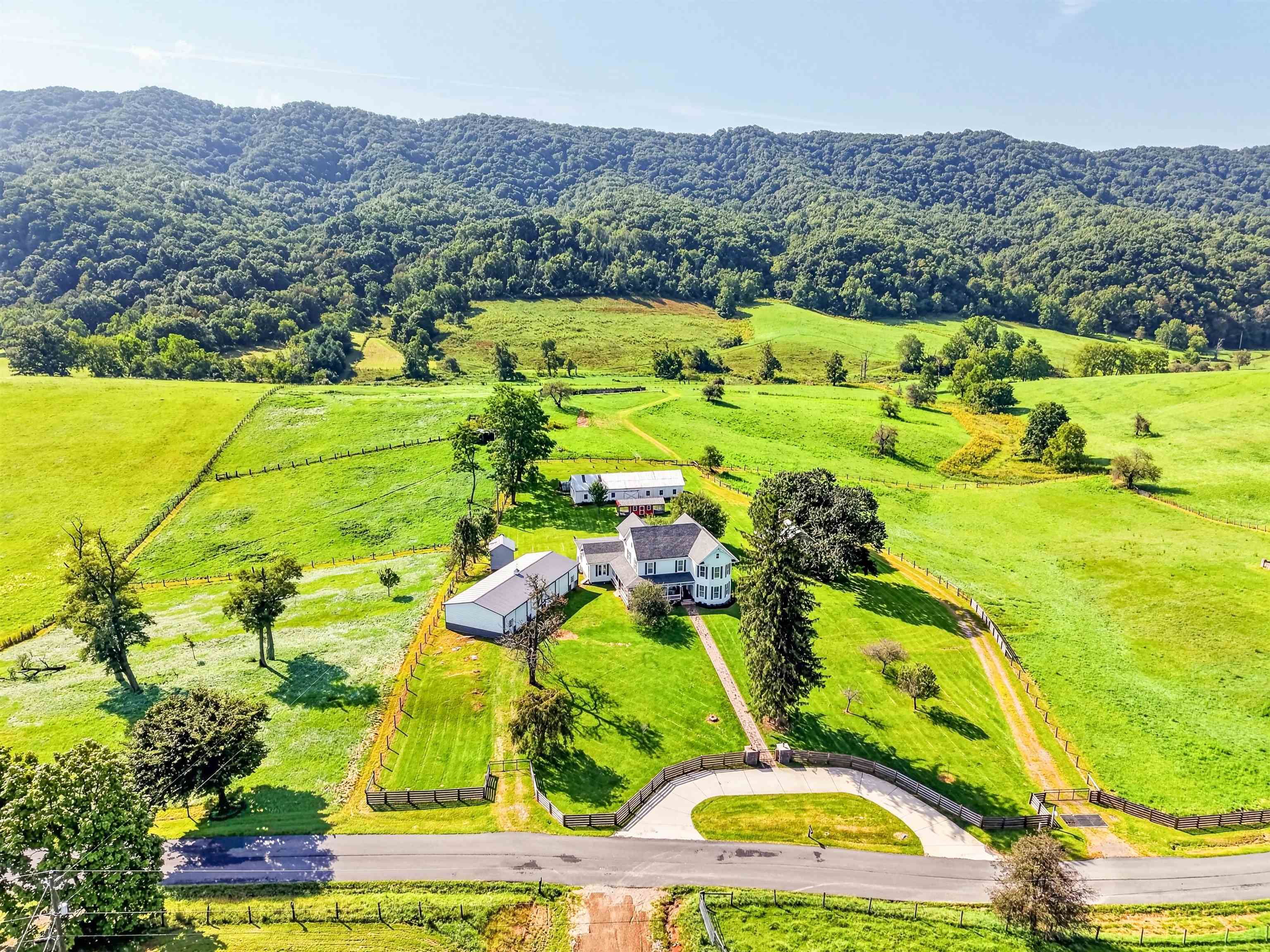 743 Crocketts Cove Road Wytheville VA 24382