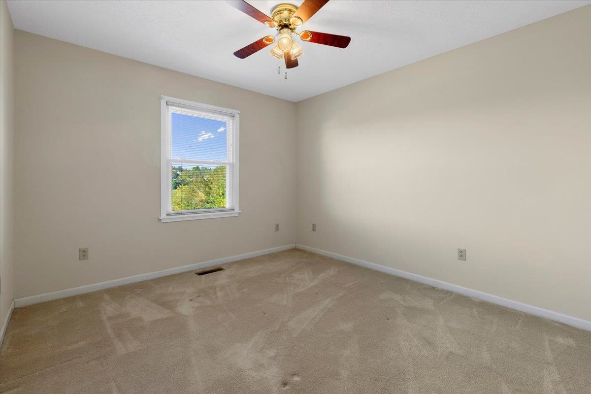 6134 Schoolfield Avenue Radford VA 24141