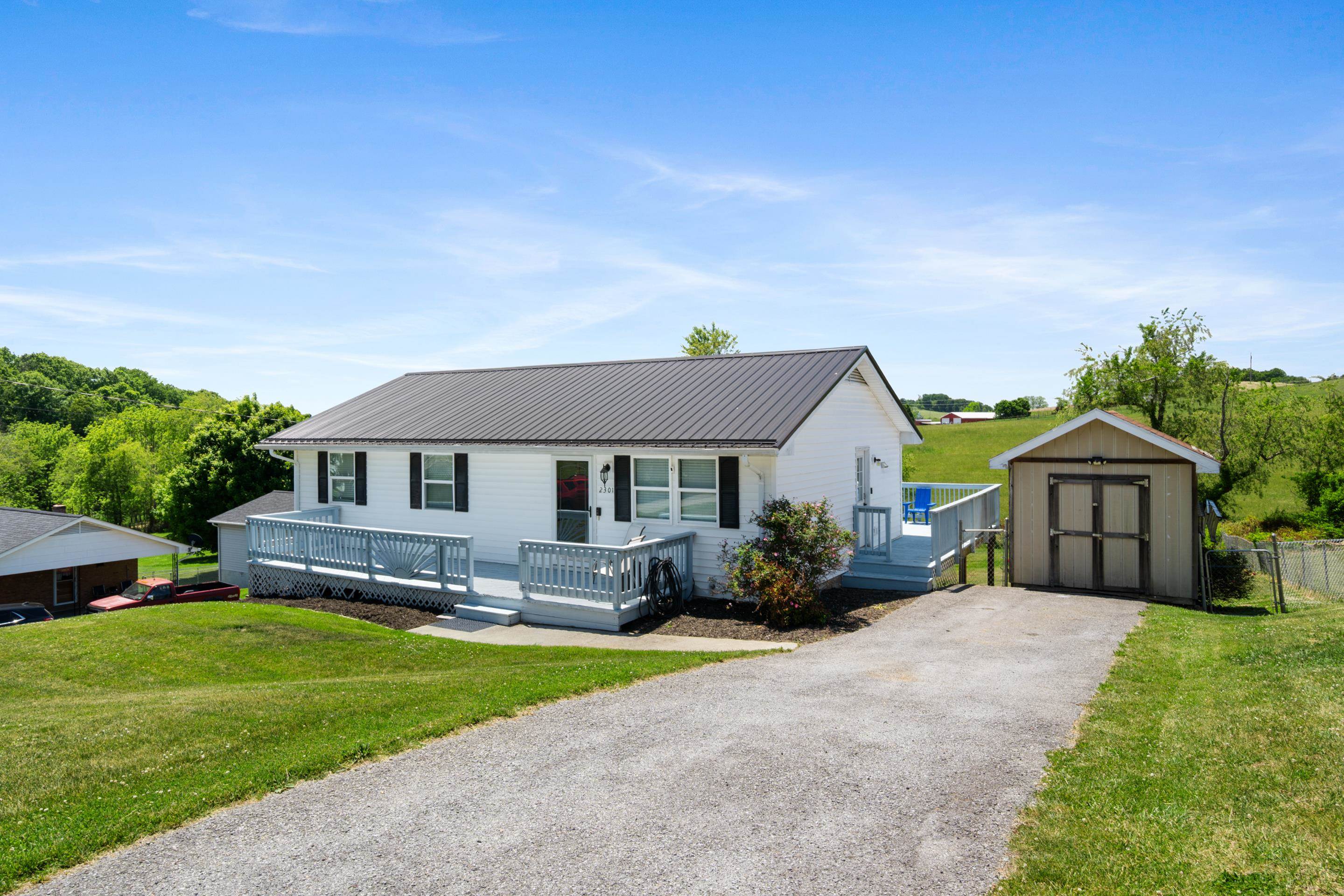 2301 Viewland Circle Christiansburg VA 24073