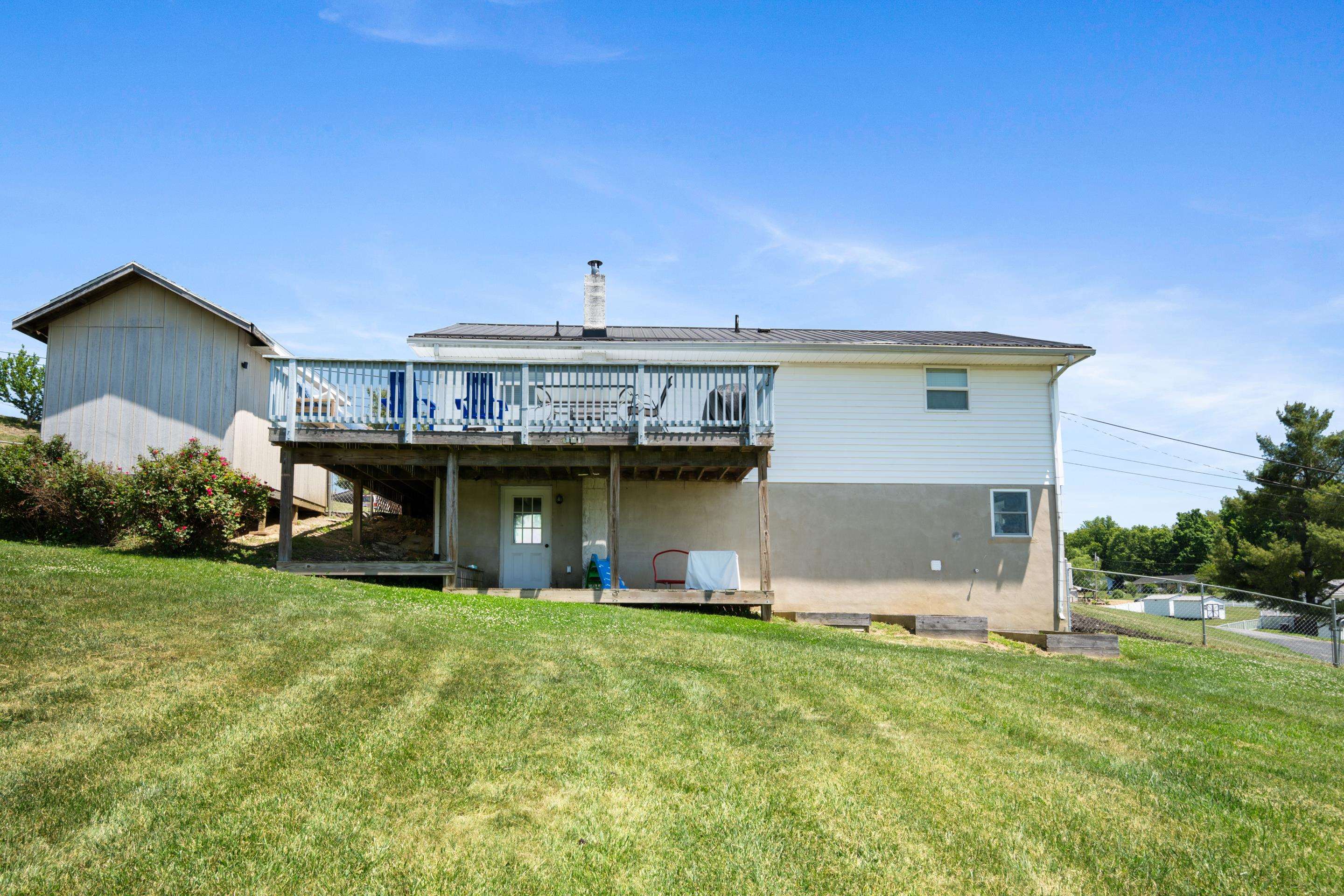 2301 Viewland Circle Christiansburg VA 24073