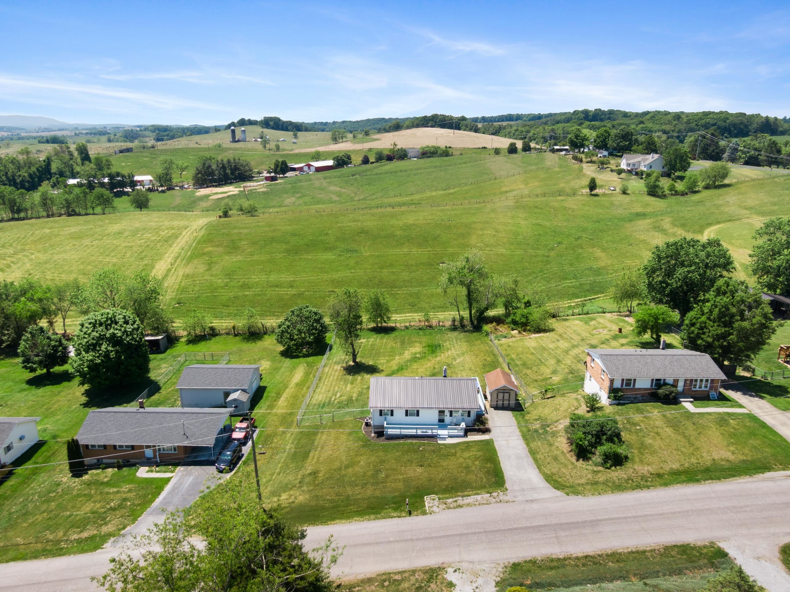 2301 Viewland Circle Christiansburg VA 24073