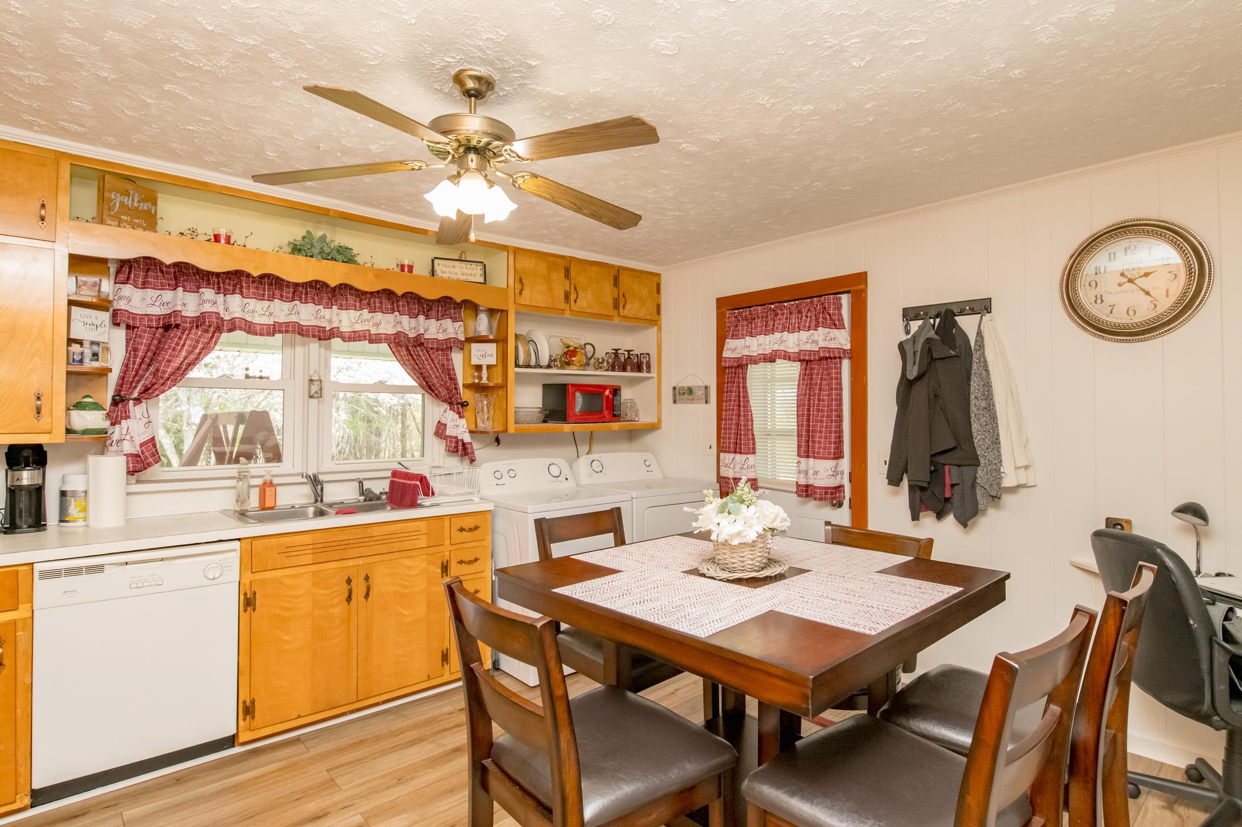 210 Sutherland Street Hillsville VA 24343
