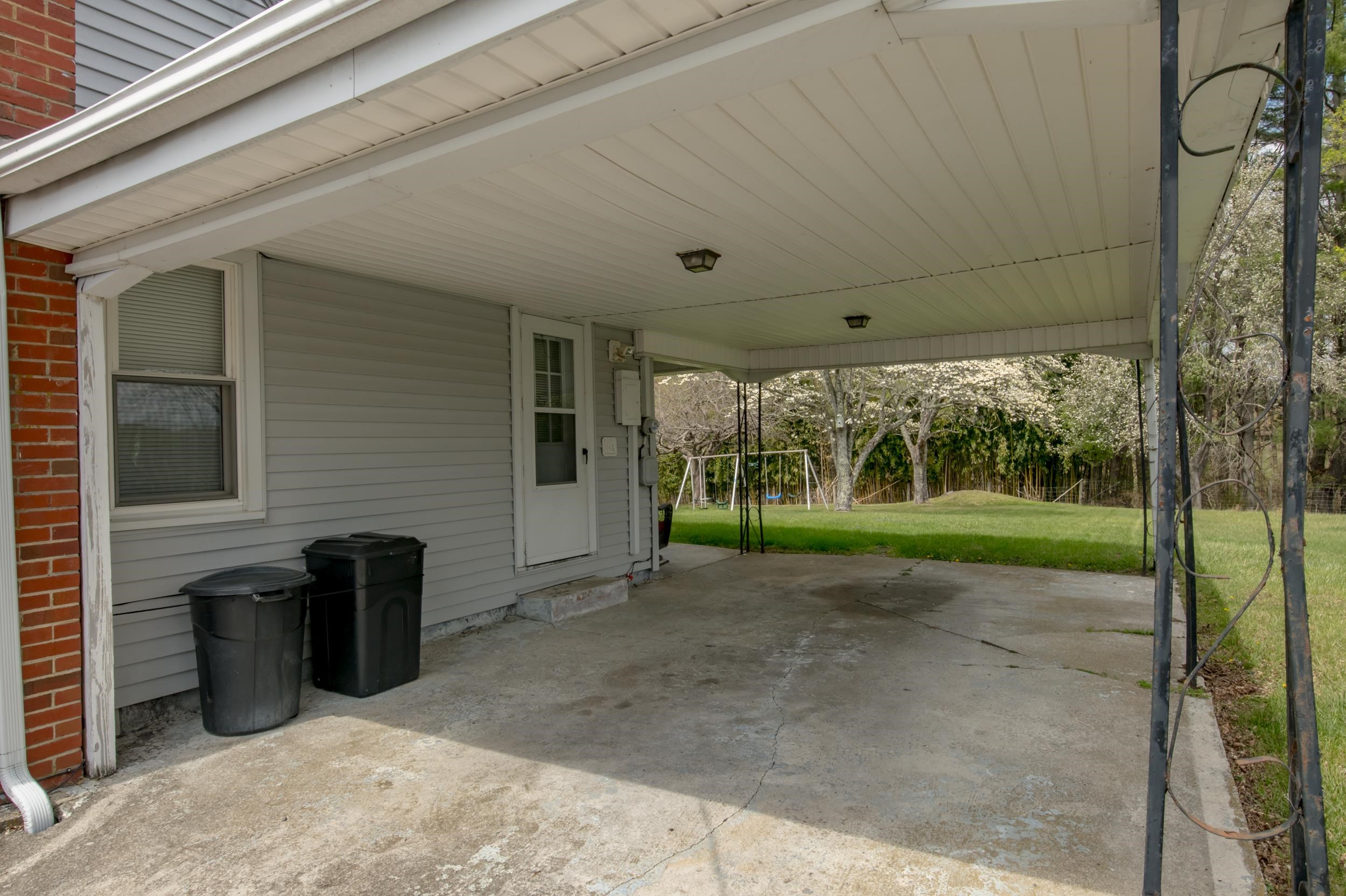 210 Sutherland Street Hillsville VA 24343