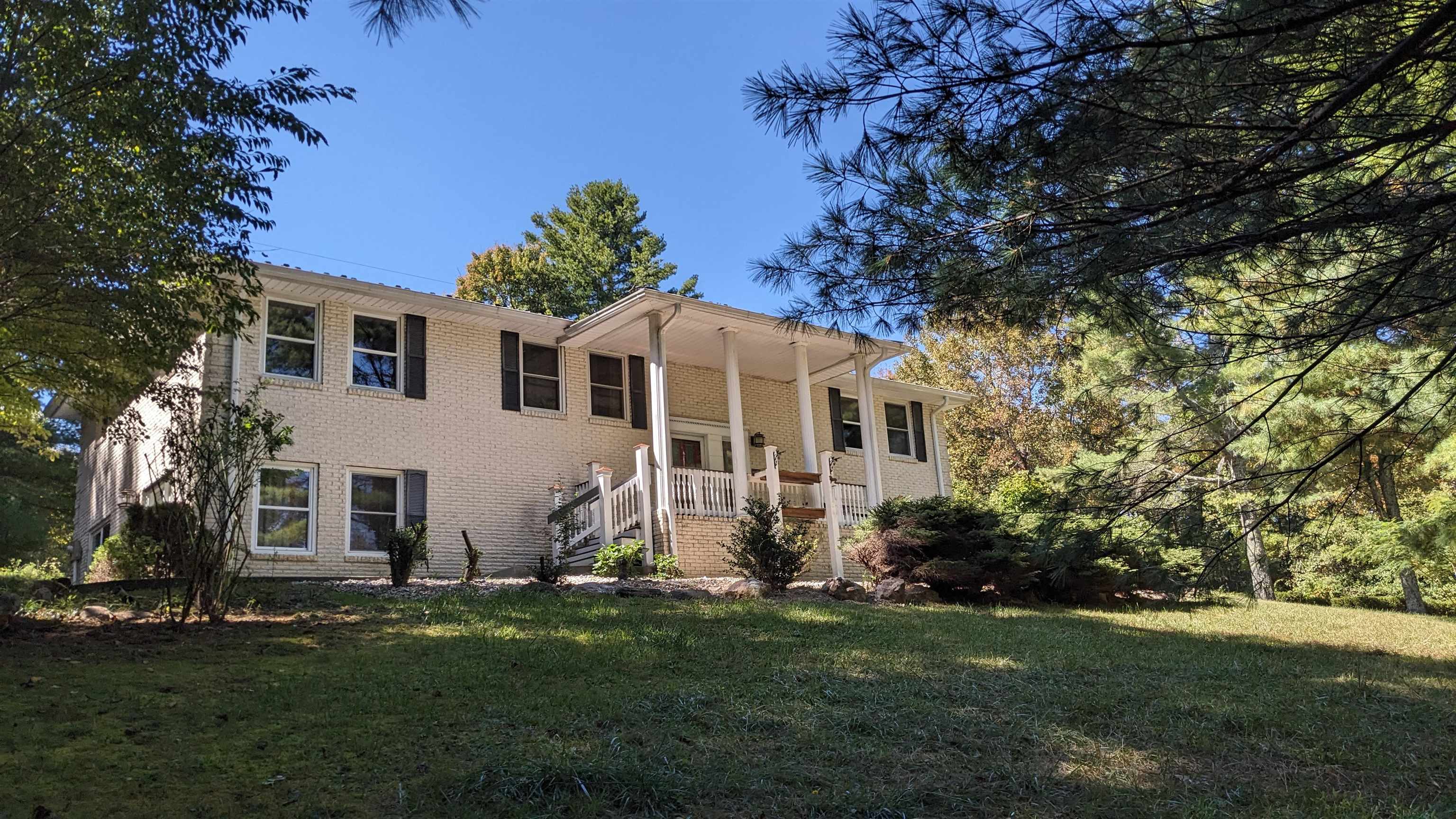 1724 Alum Ridge Road NW Willis VA 24380