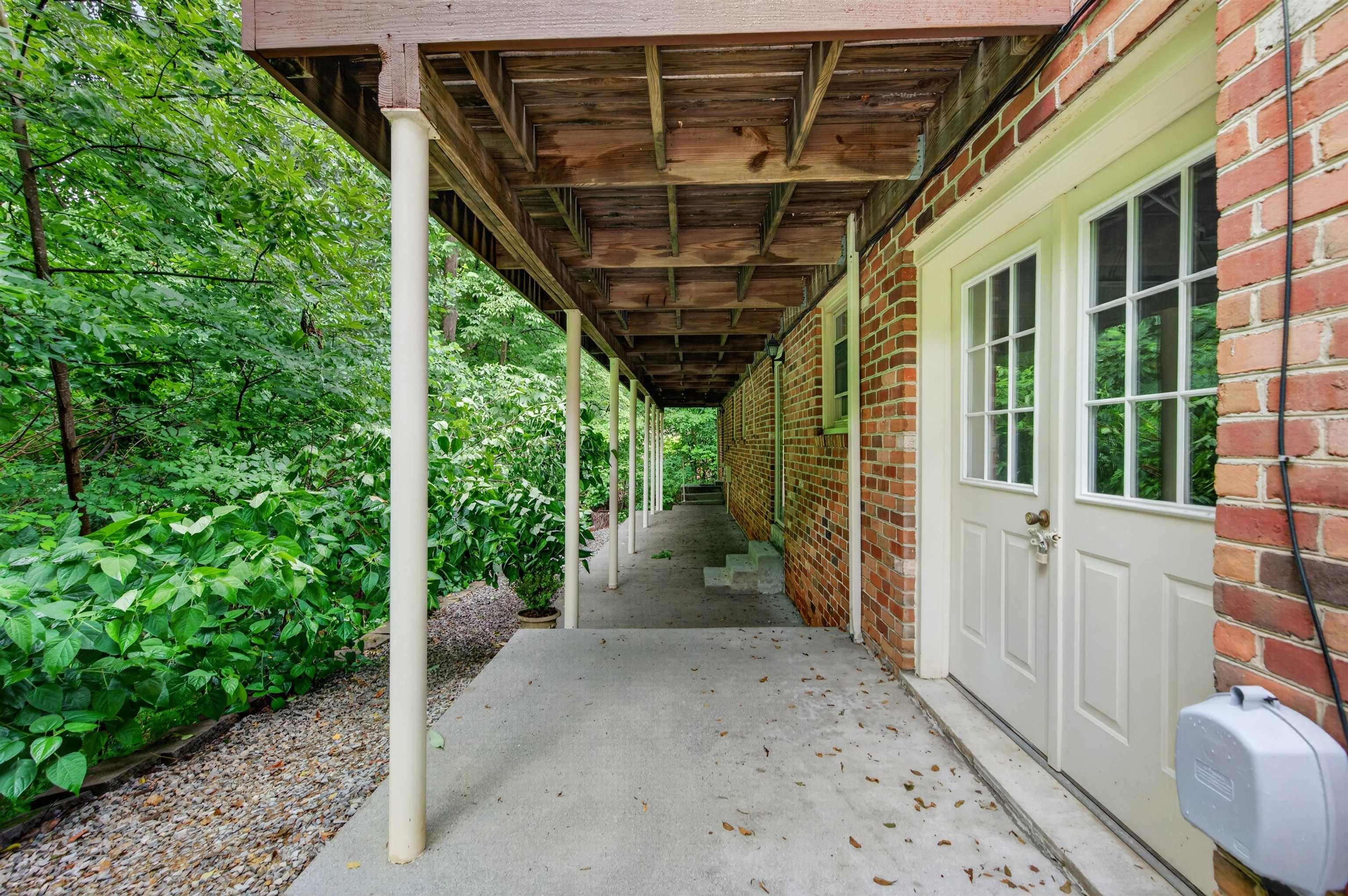 403 Ridgecrest Lane Radford VA 24141