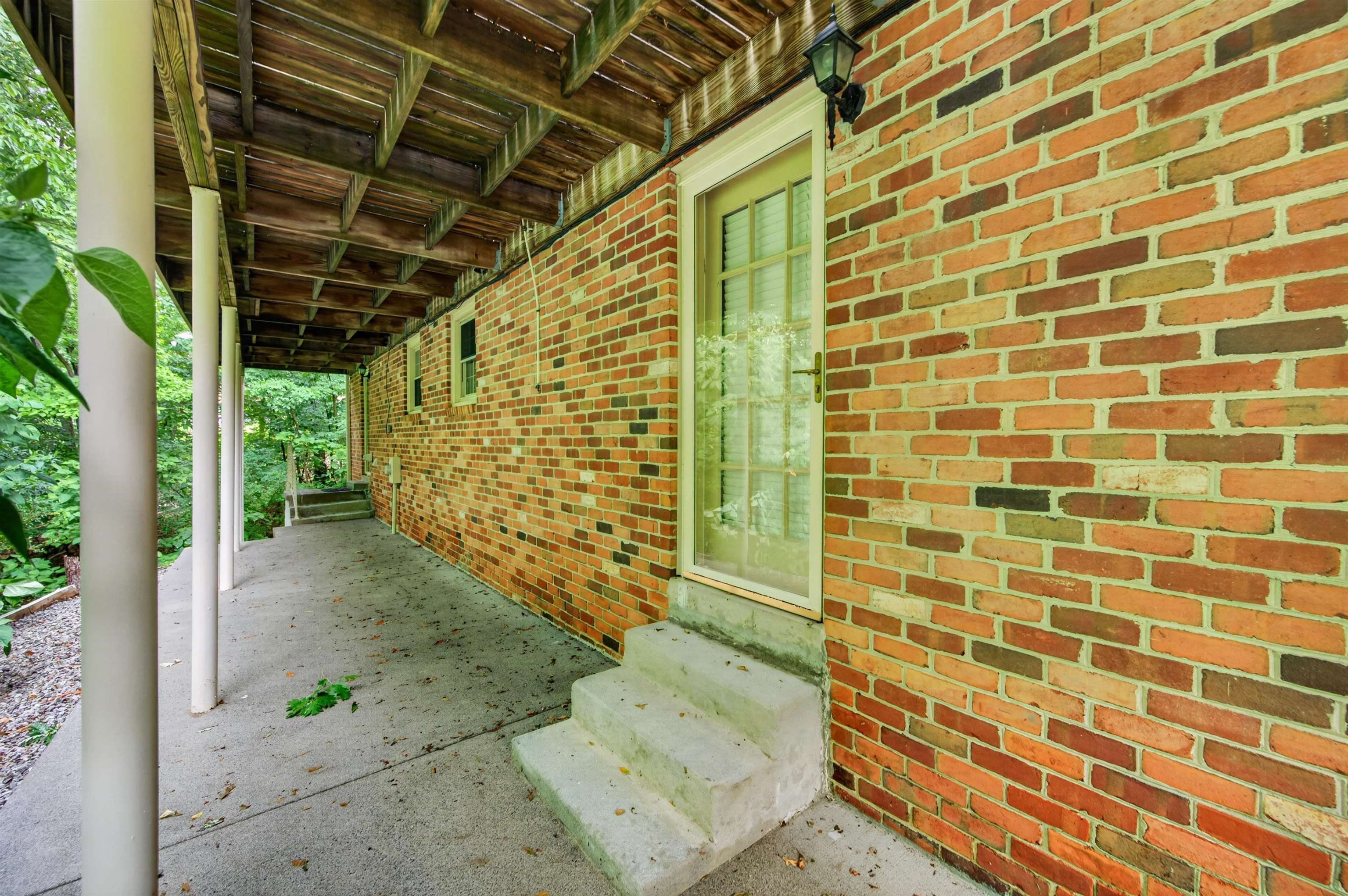 403 Ridgecrest Lane Radford VA 24141