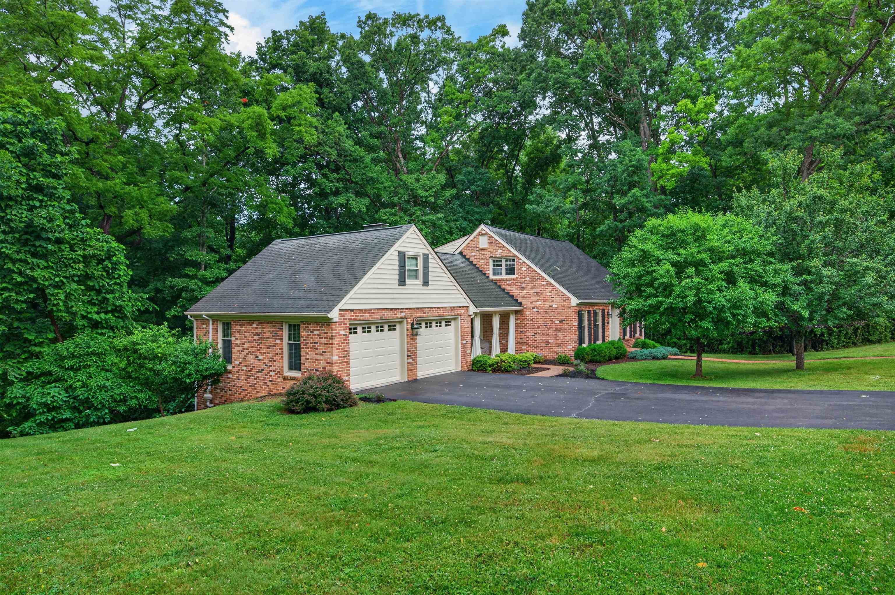 403 Ridgecrest Lane Radford VA 24141