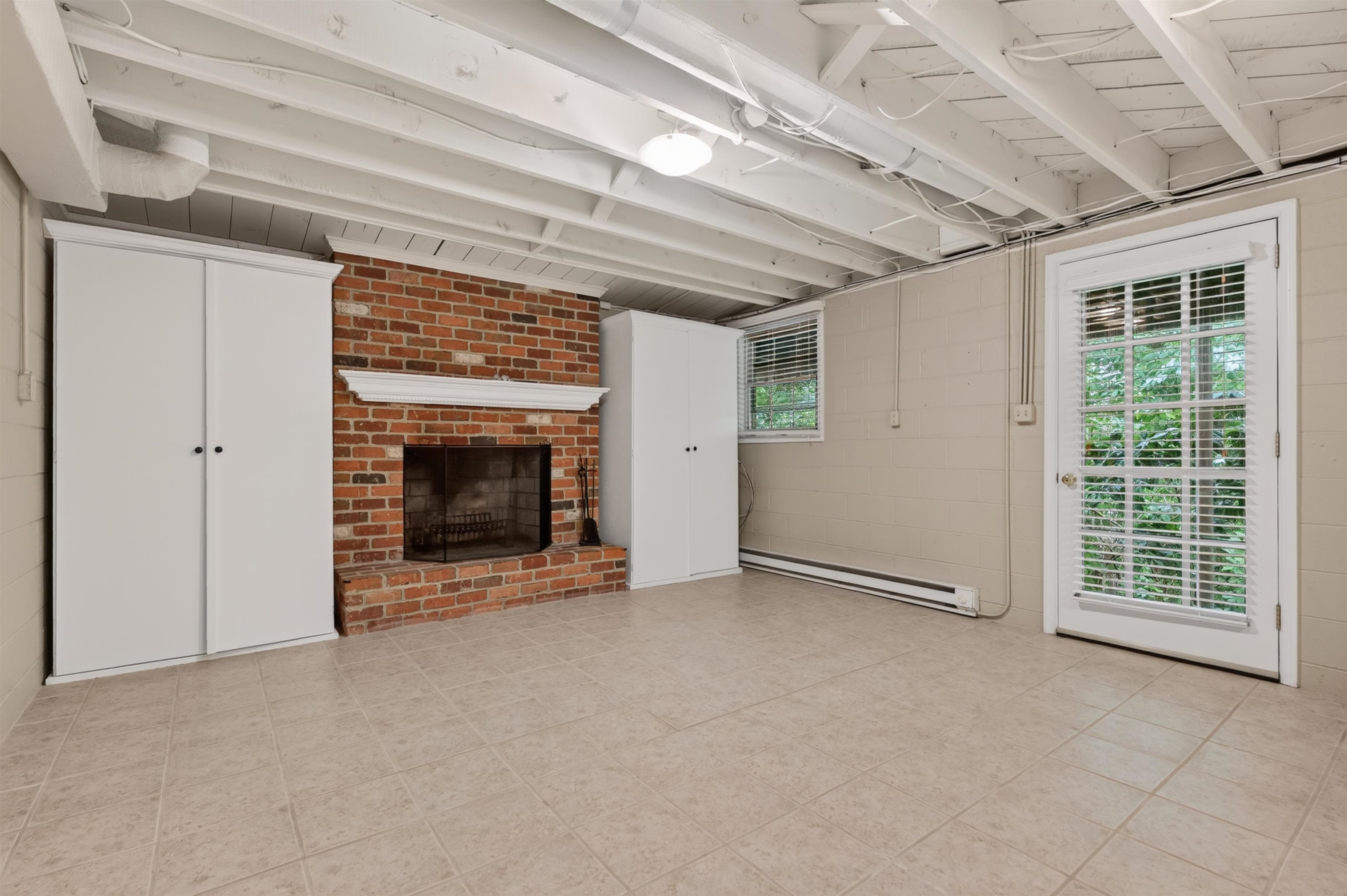 403 Ridgecrest Lane Radford VA 24141