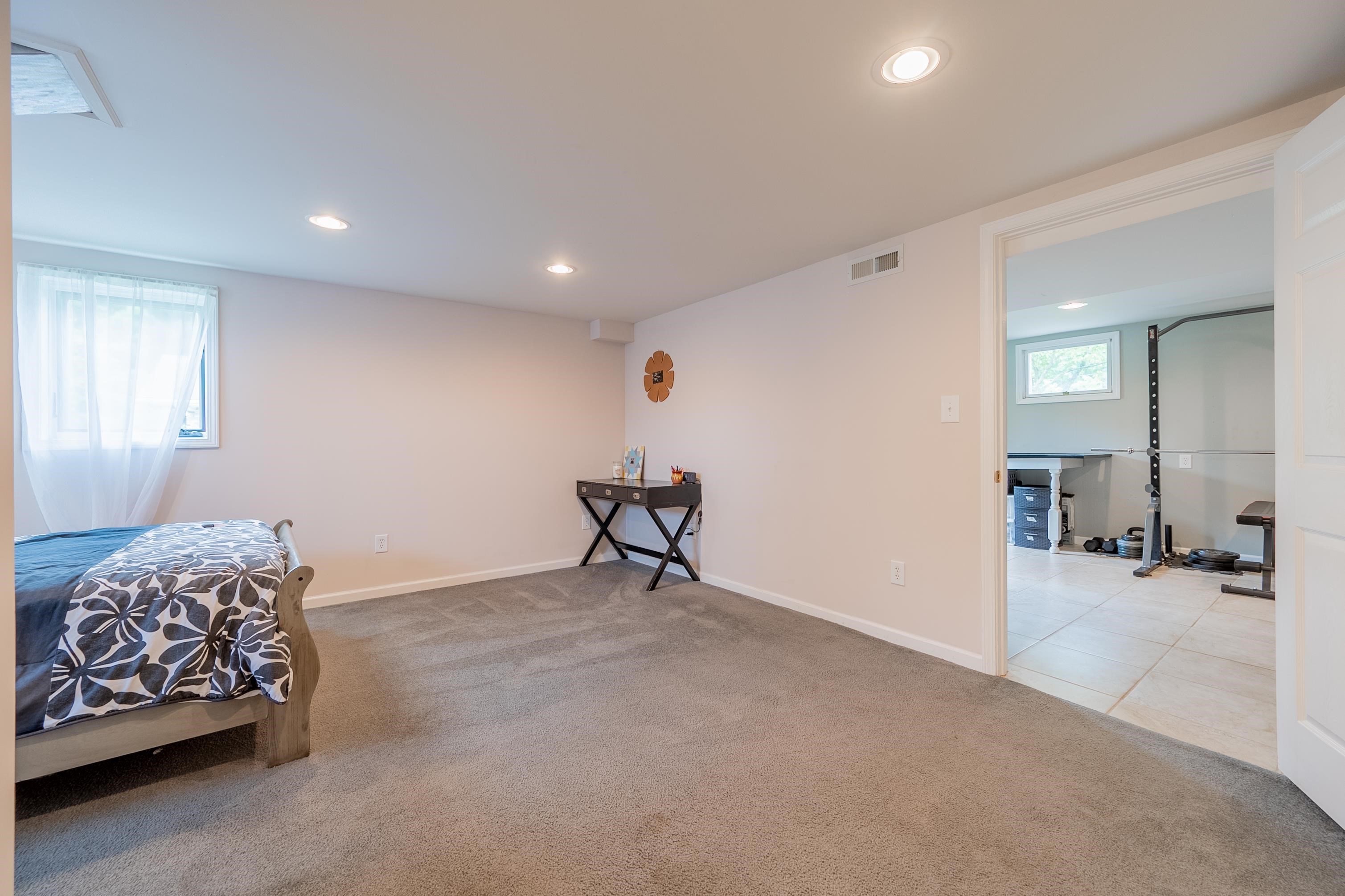 606 11th Street Radford VA 24141