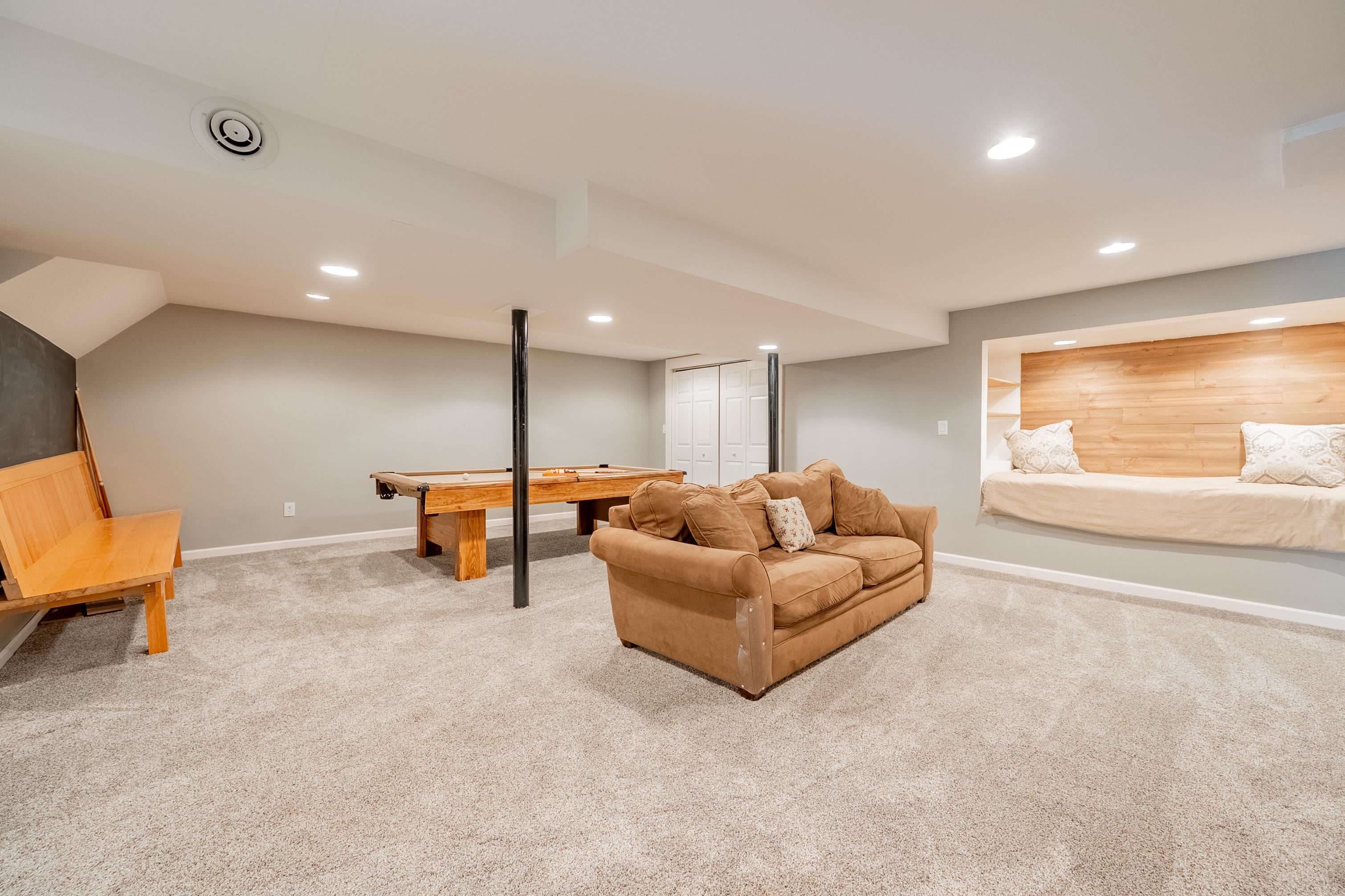 606 11th Street Radford VA 24141