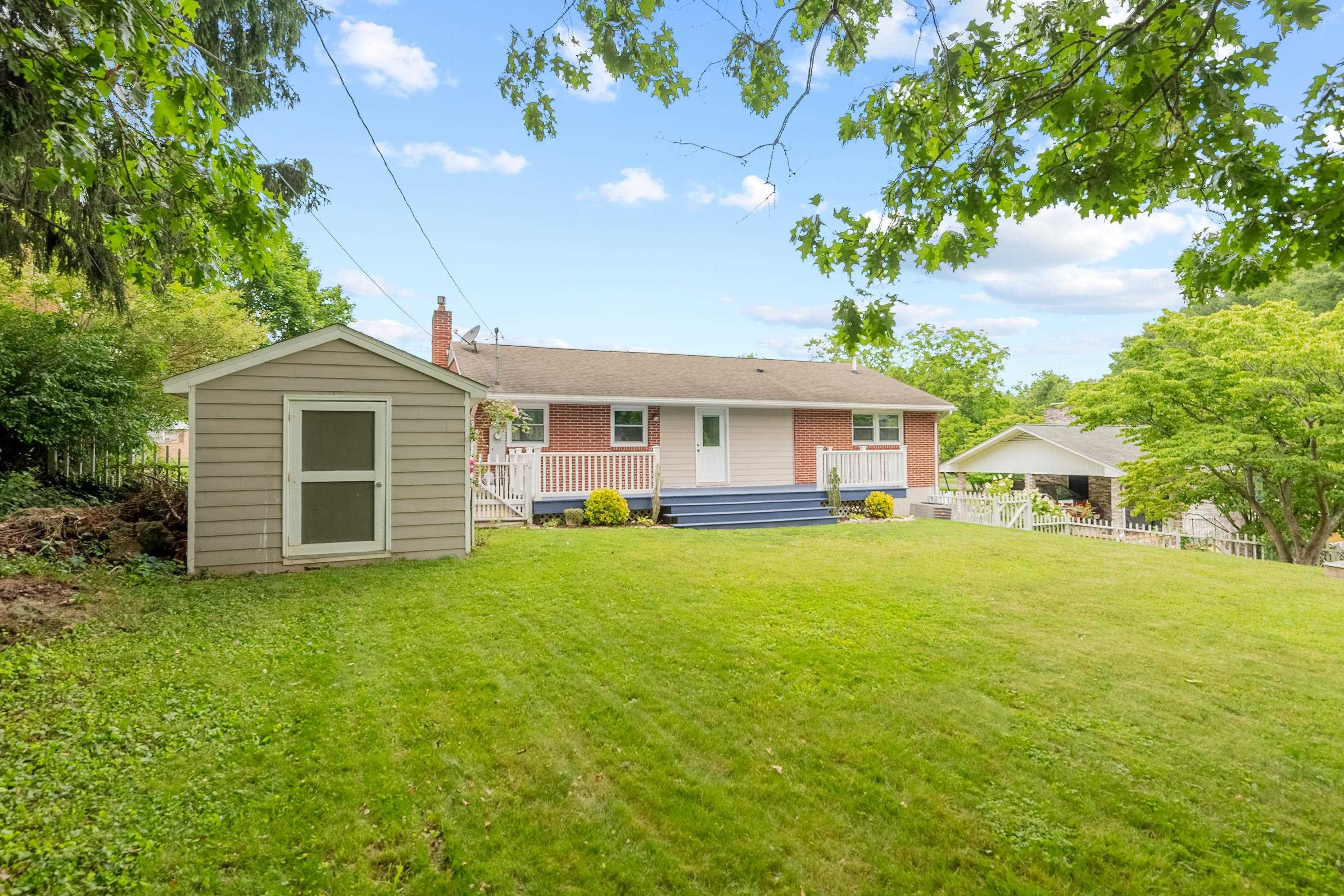 606 11th Street Radford VA 24141