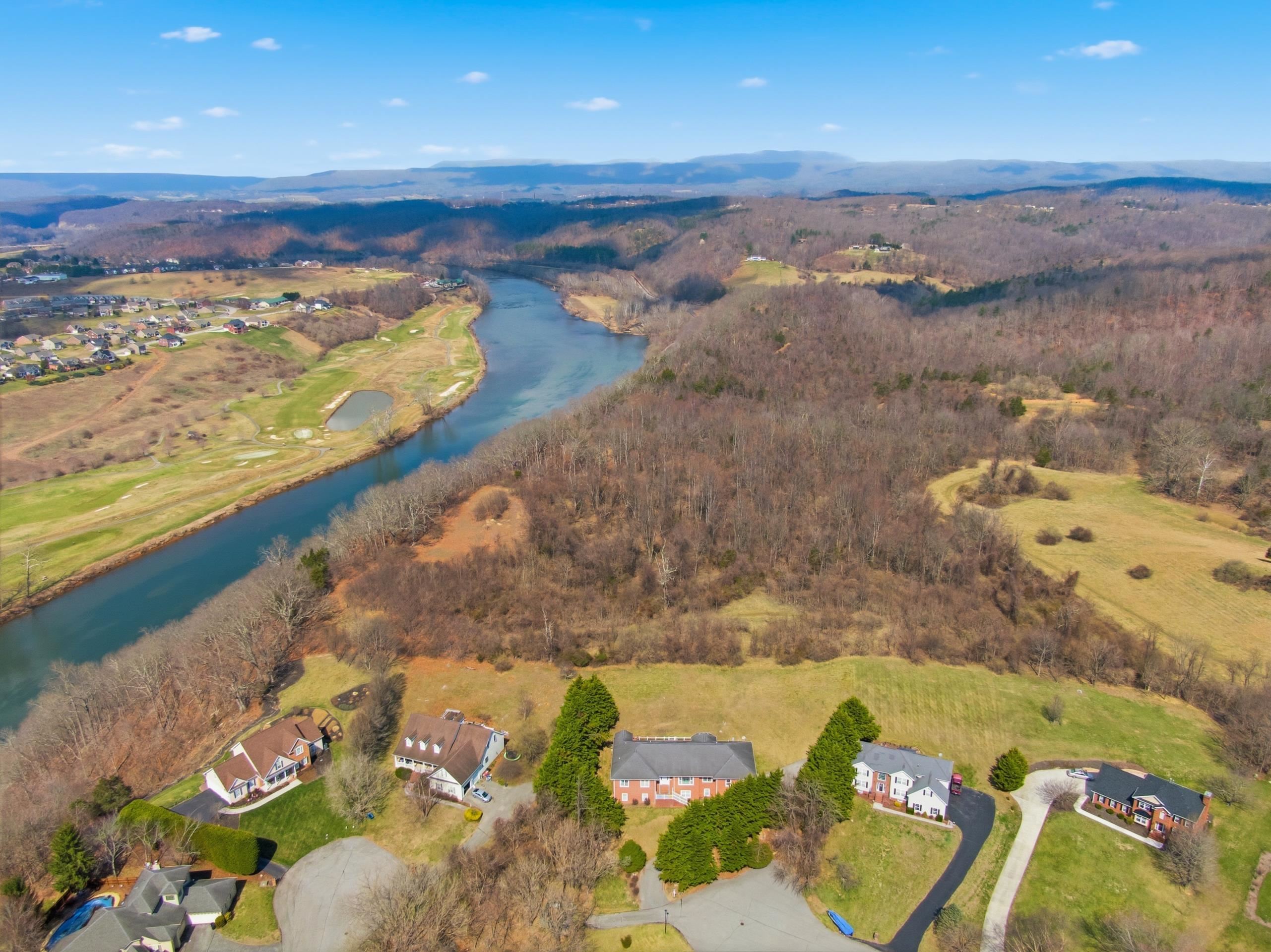 308 Meadow Ridge Radford VA 24141