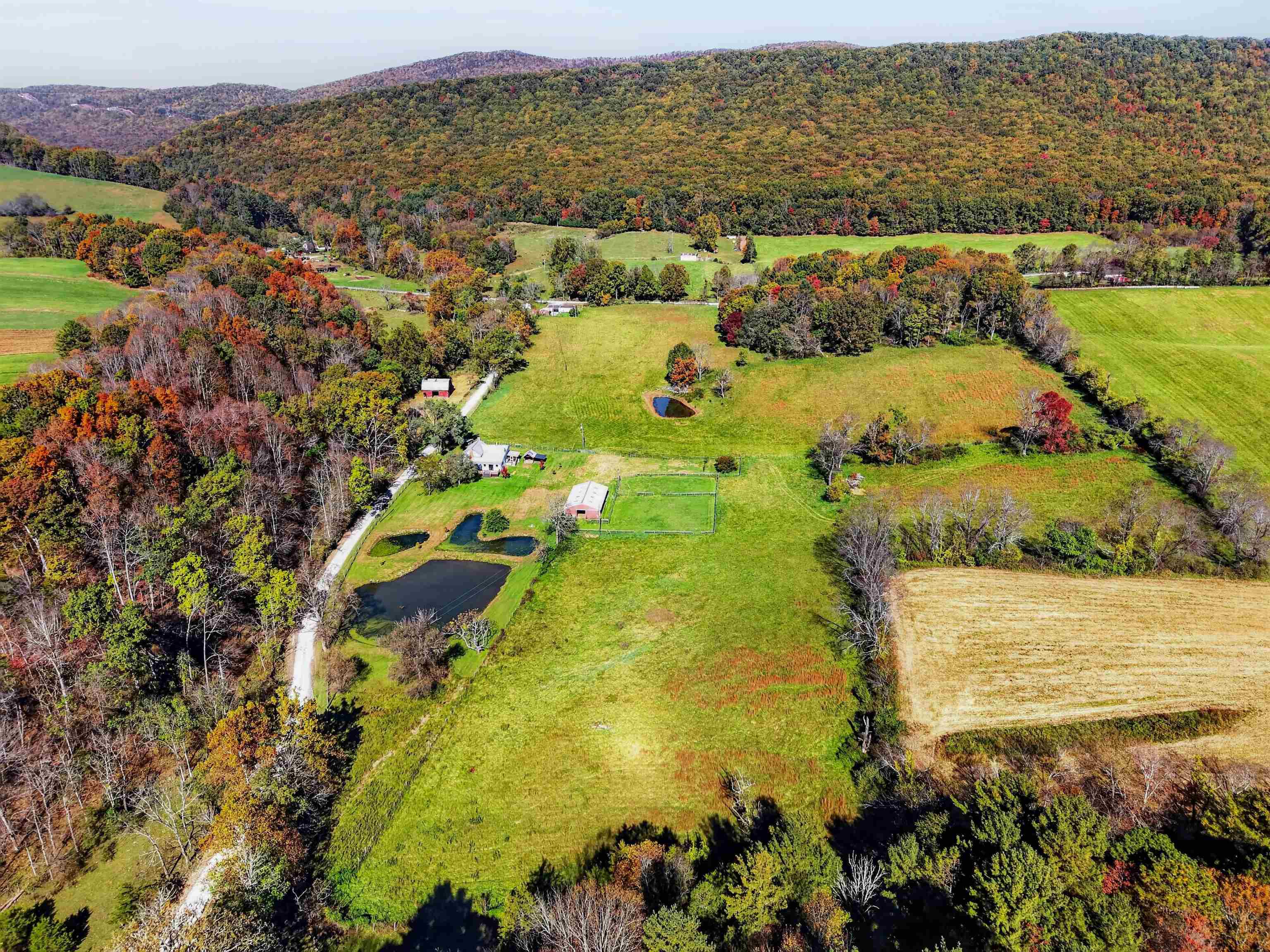 736 Mule Hell Road Wytheville VA 24382