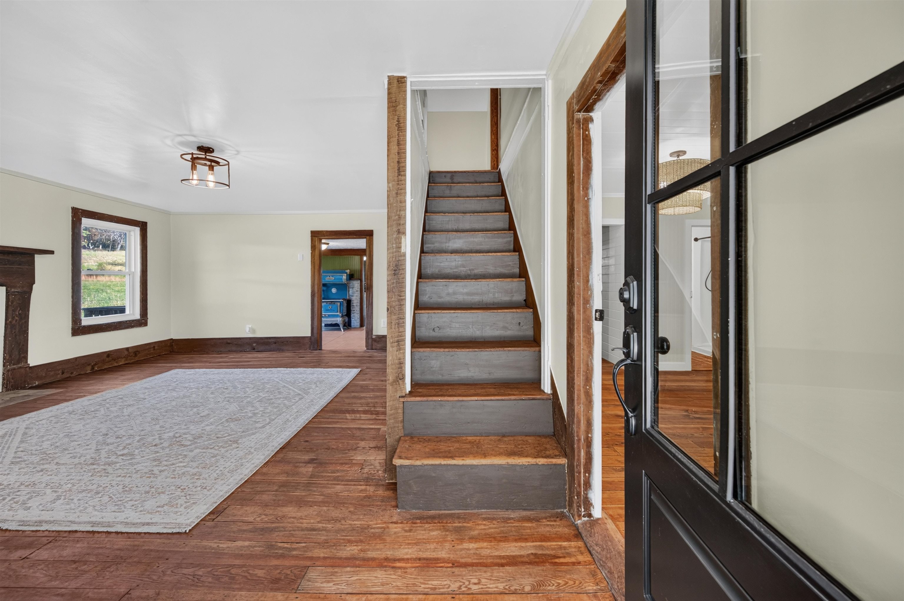 736 Mule Hell Road Wytheville VA 24382