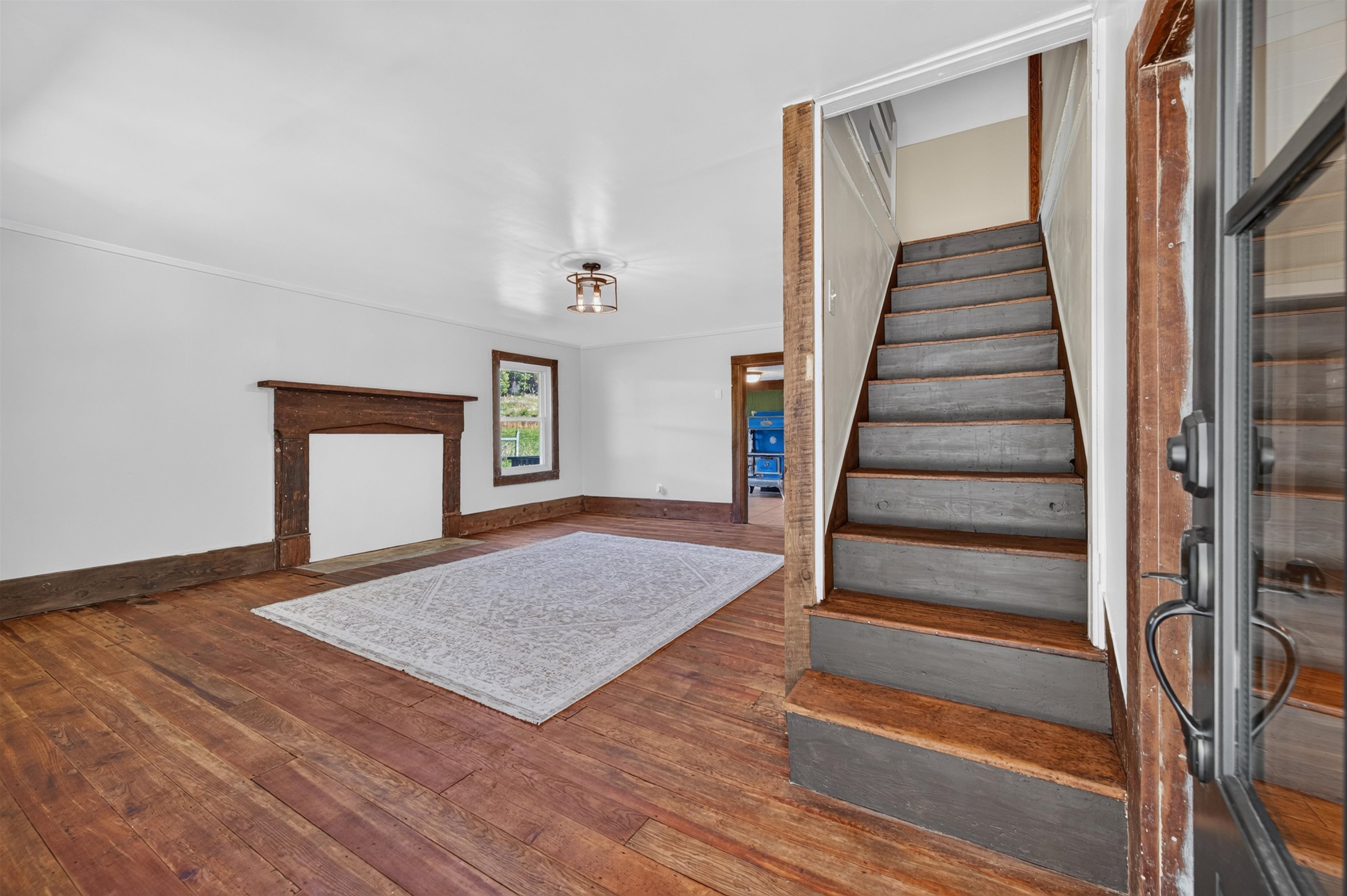 736 Mule Hell Road Wytheville VA 24382