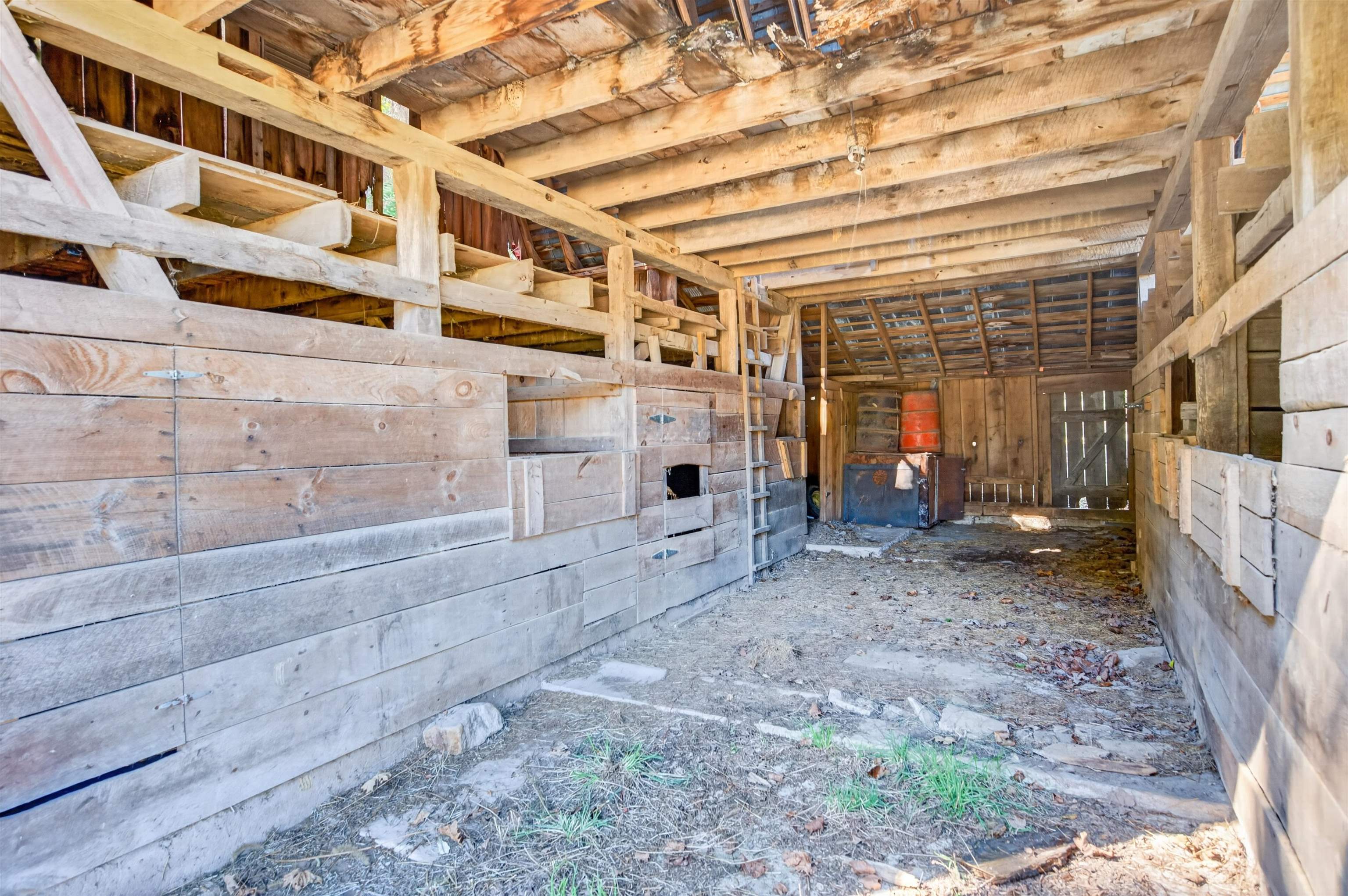 736 Mule Hell Road Wytheville VA 24382
