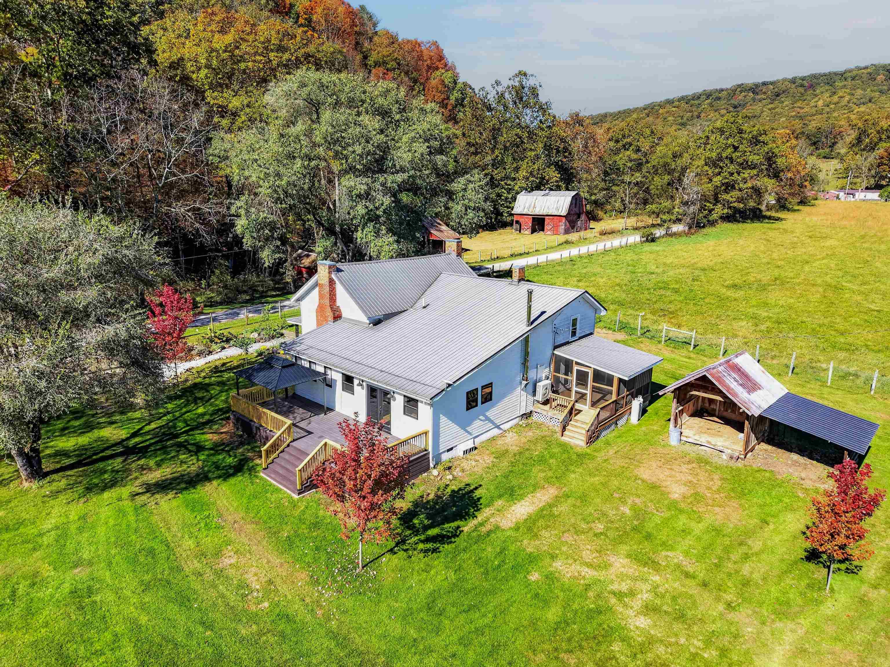 736 Mule Hell Road Wytheville VA 24382