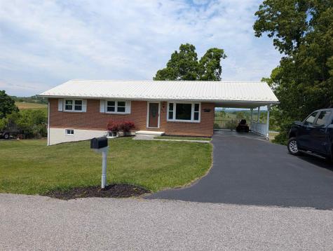 7681 Brandon Road Fairlawn VA 24141