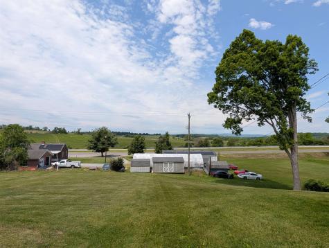 7681 Brandon Road Fairlawn VA 24141