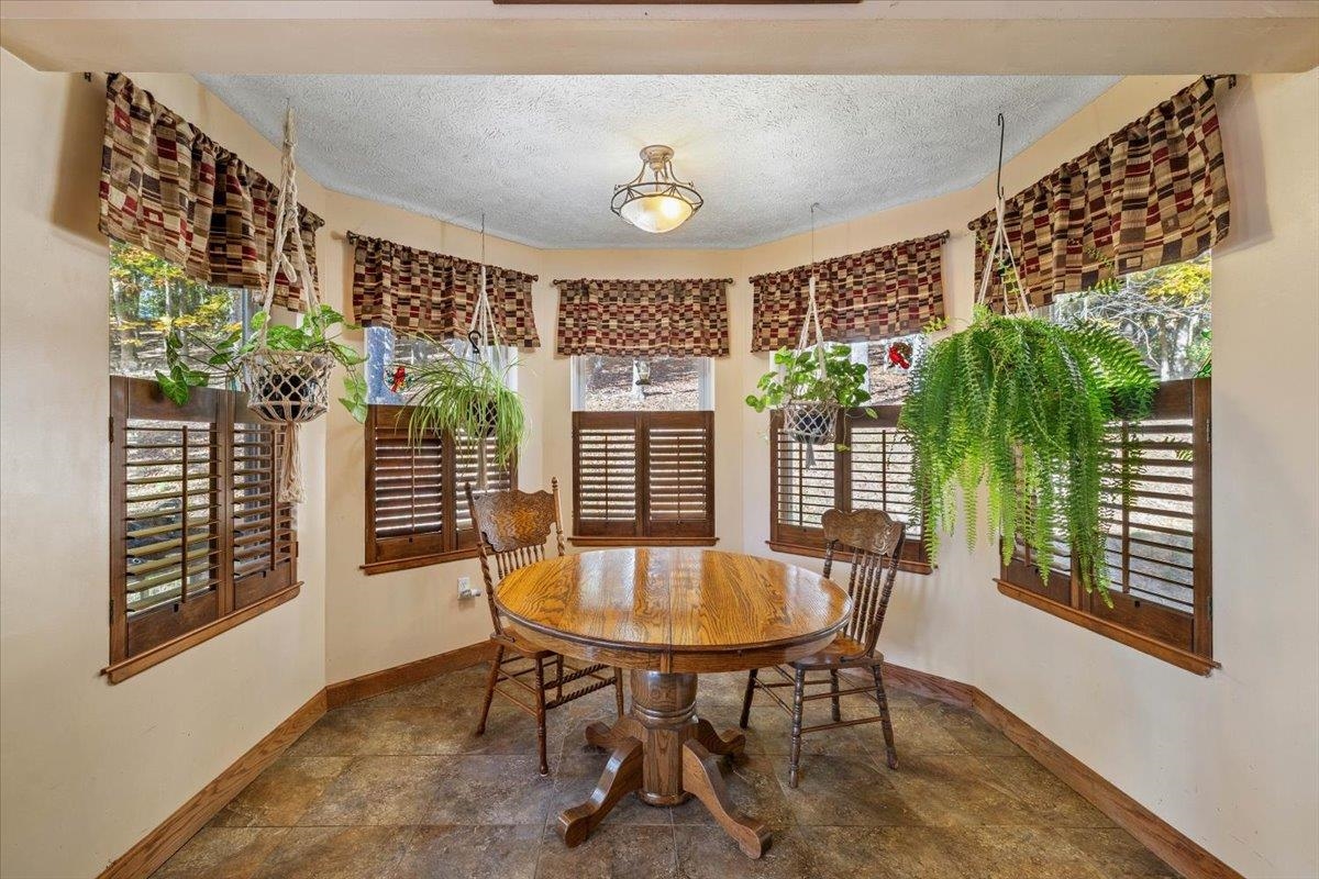 1490 Red Hawk Run Christiansburg VA 24073