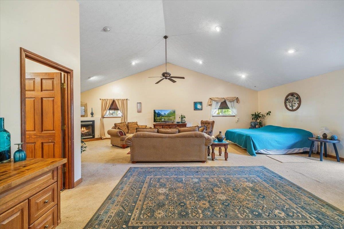 1490 Red Hawk Run Christiansburg VA 24073