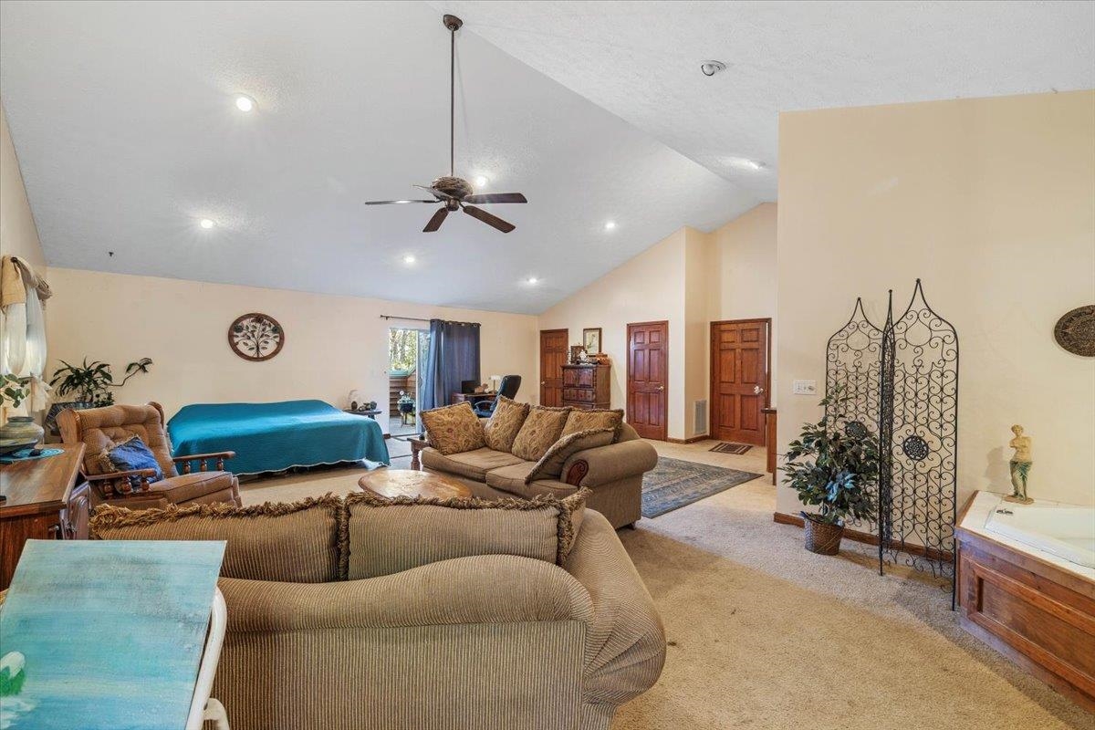 1490 Red Hawk Run Christiansburg VA 24073