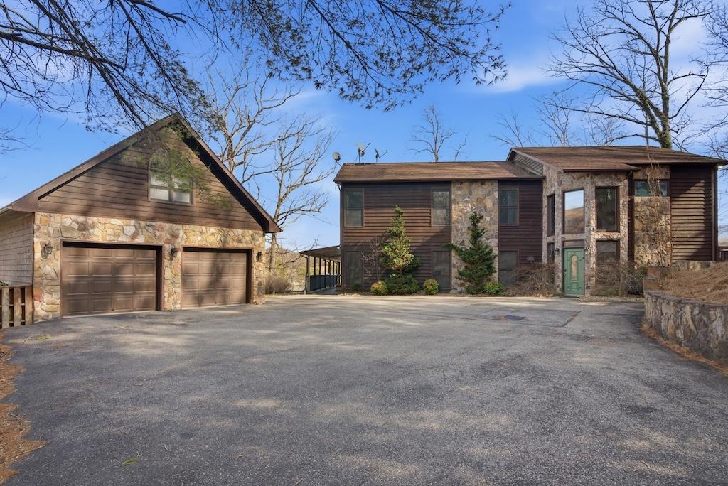 3537 Ferncliff Road Pulaski VA 24301