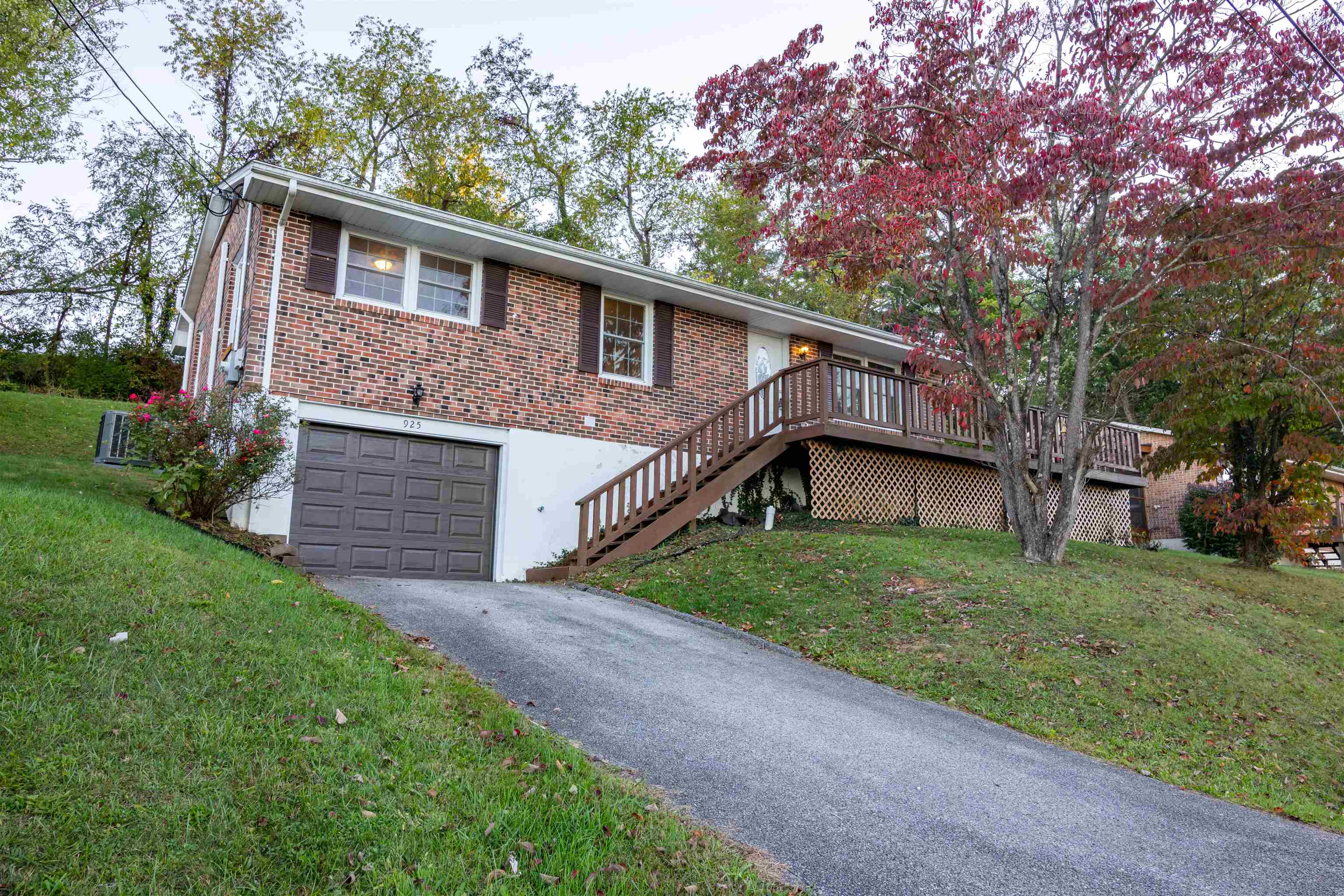 925 Collins Street Christiansburg VA 24073