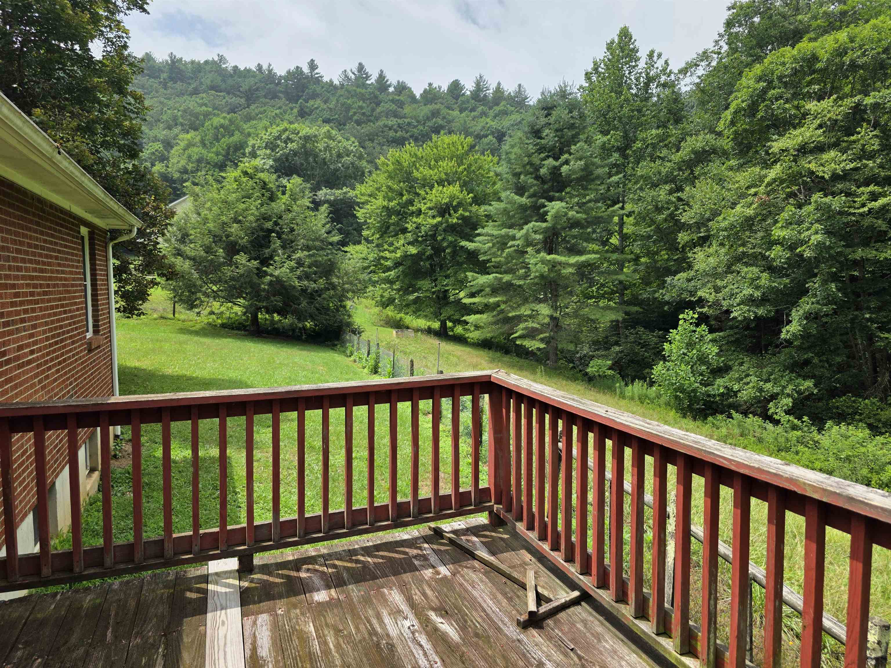 352 Sawmill Hill Road Willis VA 24380