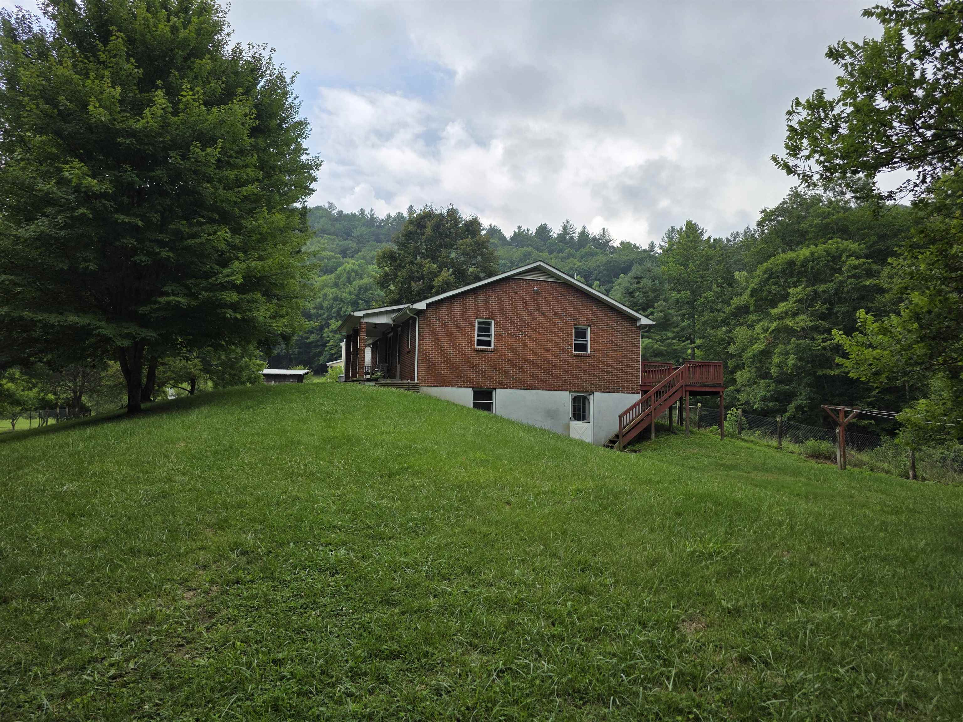 352 Sawmill Hill Road Willis VA 24380