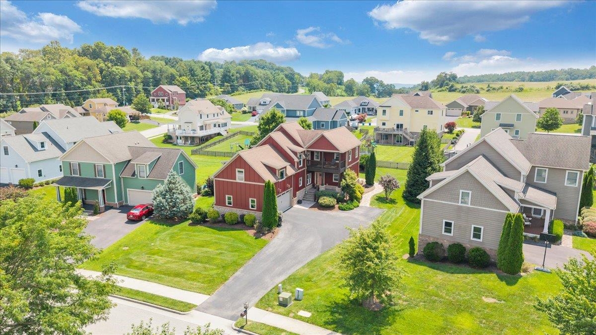 902 Petra Pass Blacksburg VA 24060