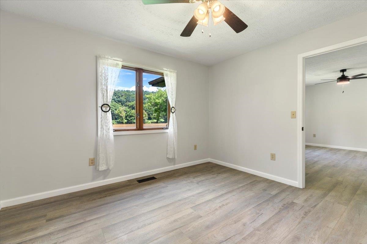 1769 Julia Simpkins Road Allisonia VA 24347