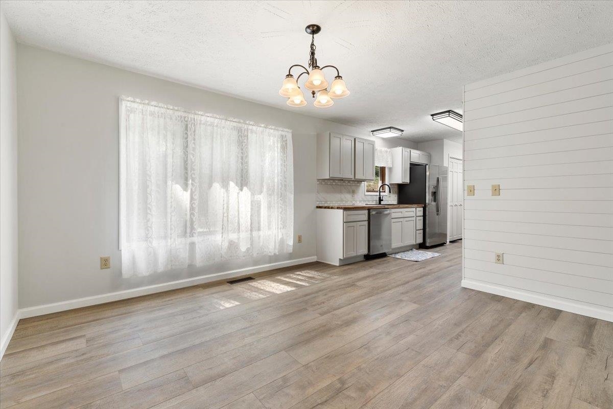 1769 Julia Simpkins Road Allisonia VA 24347